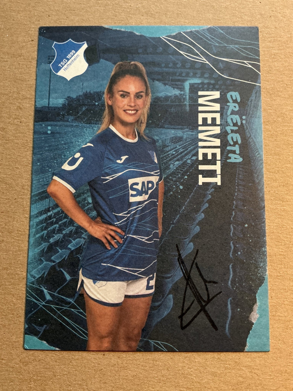 Erëleta Memeti, Kosovo 🇽🇰 TSG 1899 Hoffenheim 2022/23 hand signed - Autographs-World