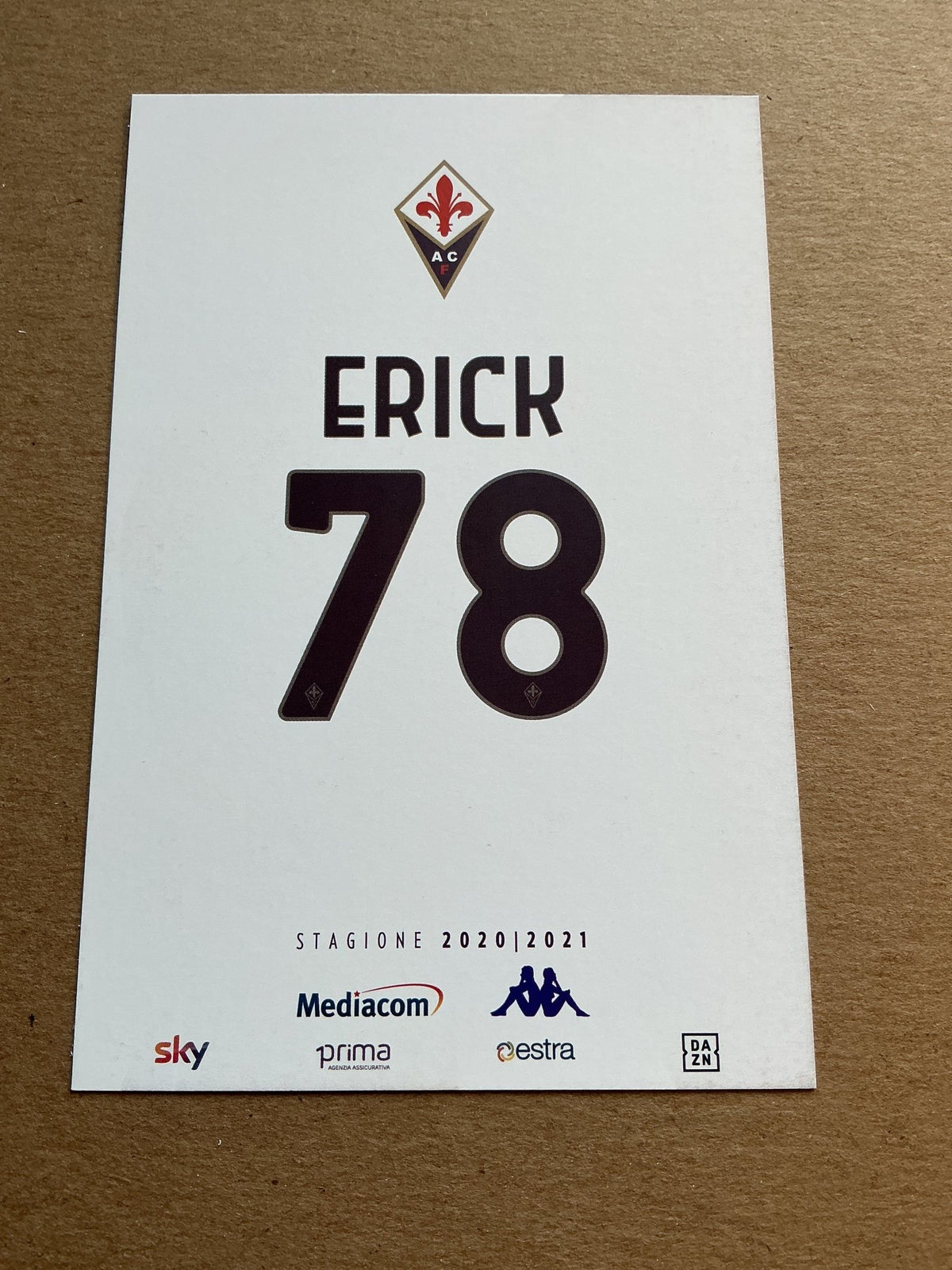 Erick Pulgar, Chile 🇨🇱 ACF Fiorentina 2020/21 hand signed - Autographs-World