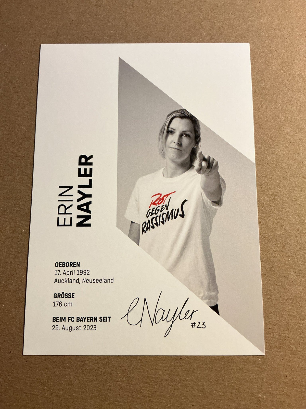 Erin Nayler, New Zealand 🇳🇿 FC Bayern München 2023/24 hand signed - Autographs-World
