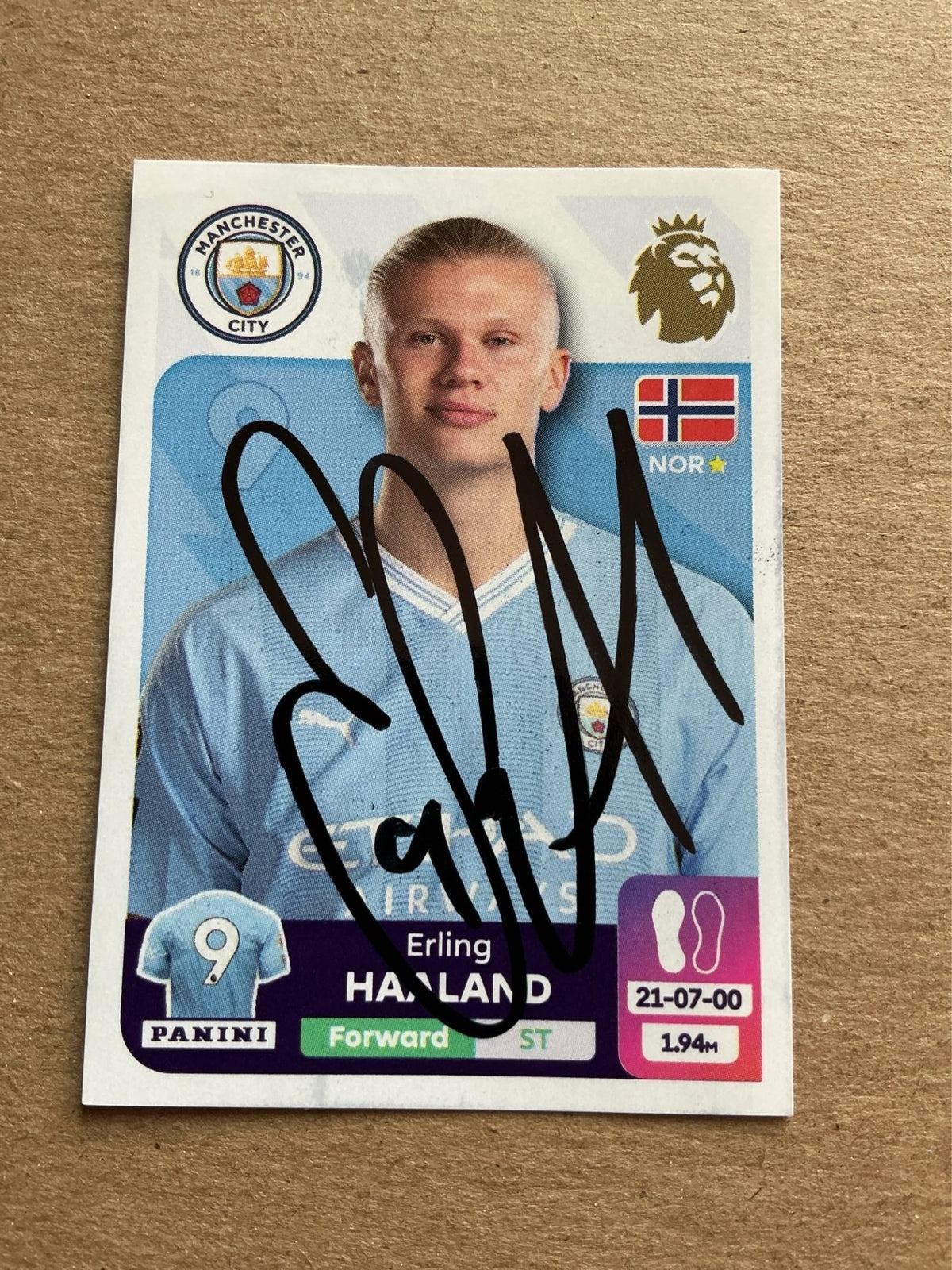 Erling Haaland, Norway 🇳🇴 Manchester City 2024 Panini hand signed - Autographs-World