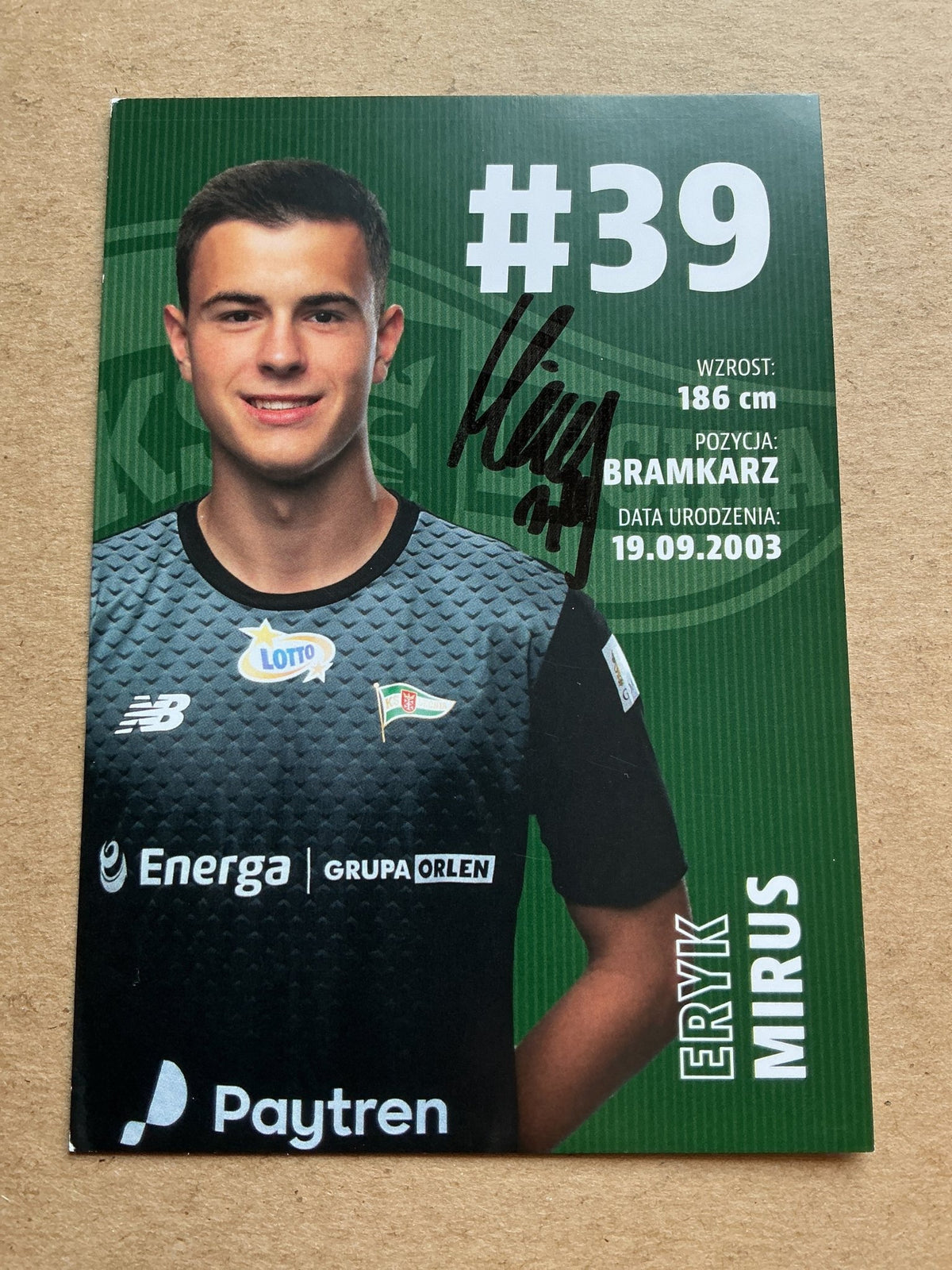 Eryk Mirus, Poland 🇵🇱 Lechia Gdansk 2020/21 hand signed - Autographs-World