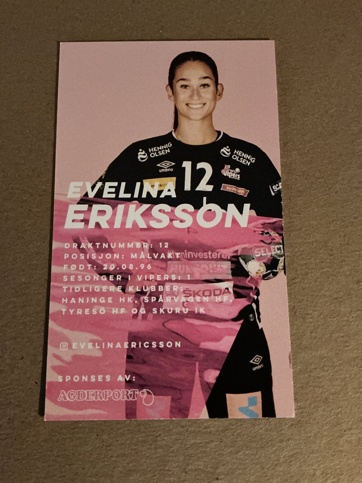 Evelina Eriksson, Sweden 🇸🇪 Handball Vipers 2021/22 hand signed - Autographs-World