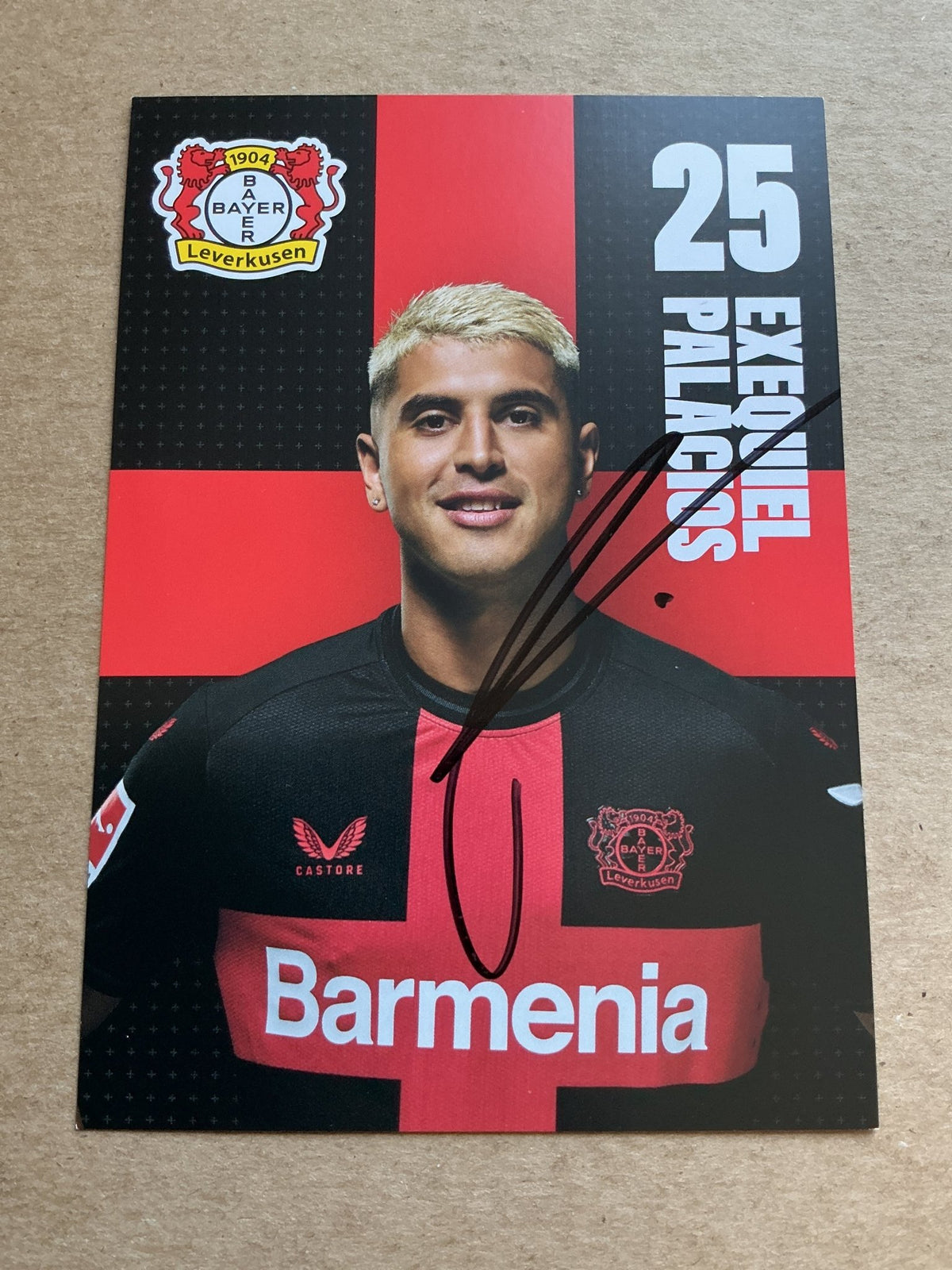 Exequiel Palacios, Argentina 🇦🇷 Bayer 04 Leverkusen 2023/24 hand signed - Autographs-World