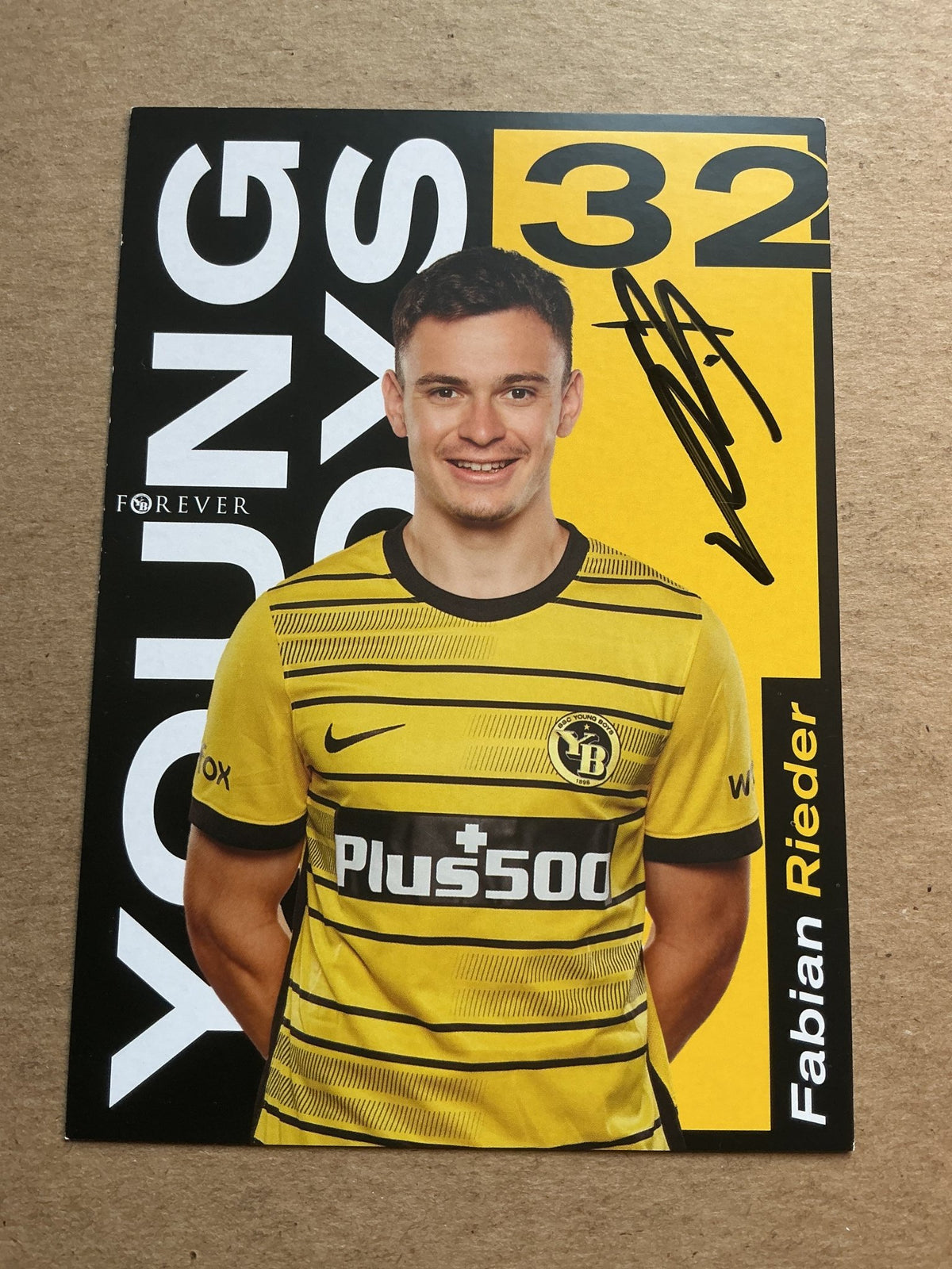 Fabian Rieder, Switzerland 🇨🇭 BSC Young Boys Bern 2022/23 hand signed - Autographs-World