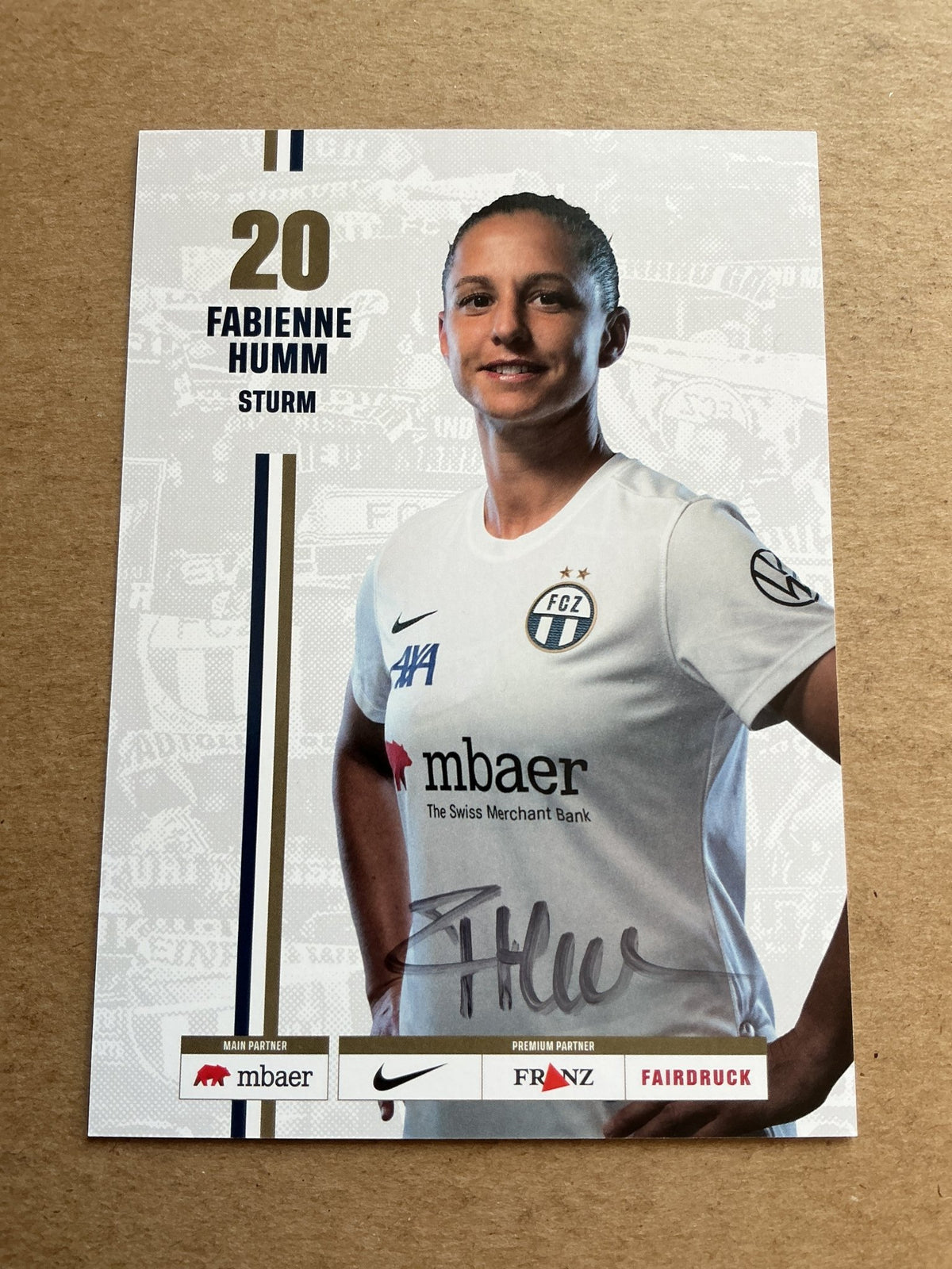 Fabienne Humm, Switzerland 🇨🇭 FC Zürich 2023/24 hand signed - Autographs-World