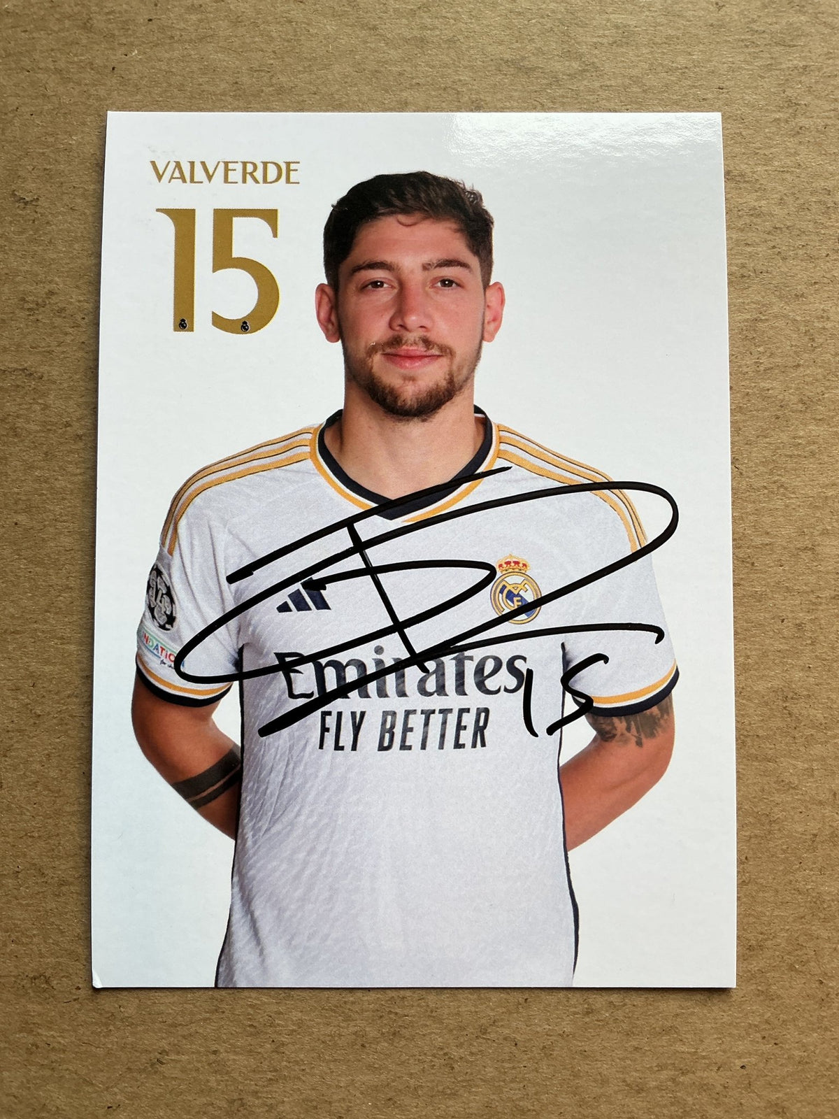 Federico Valverde, Uruguay 🇺🇾 Real Madrid 2023/24 hand signed - Autographs-World