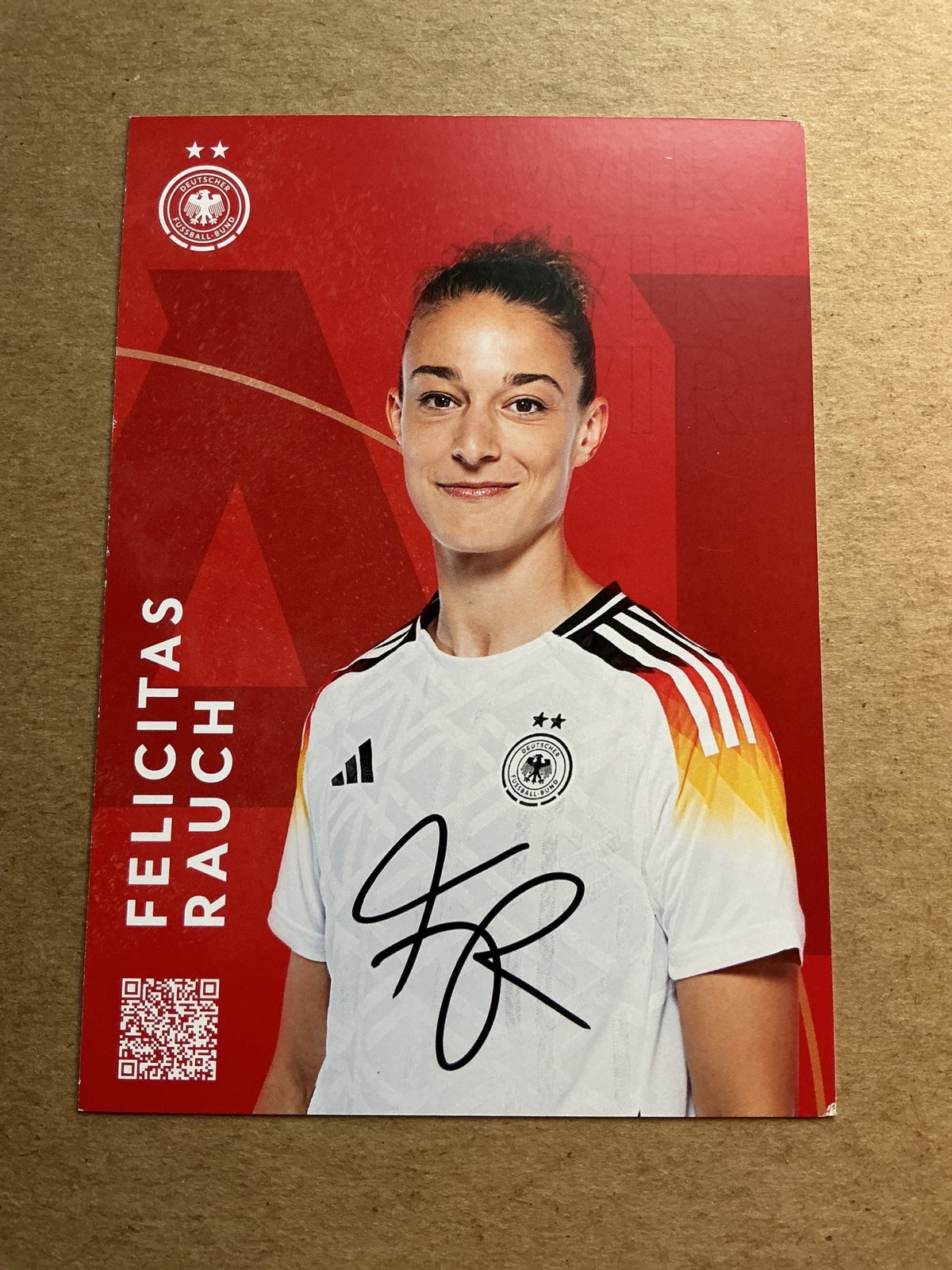 Felicitas Rauch, Germany 🇩🇪 Summer Olympics 2024 hand signed - Autographs-World