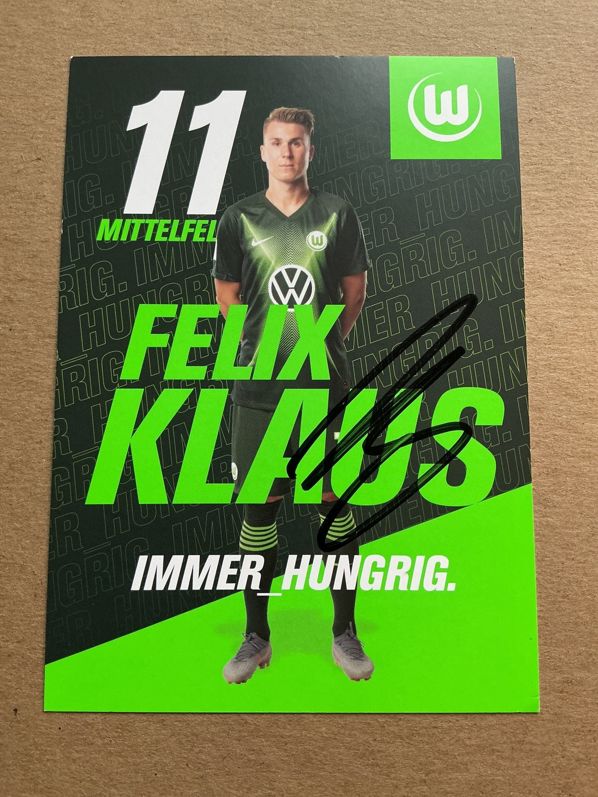 Felix Klaus, Germany 🇩🇪 VfL Wolfsburg 2019/20 hand signed - Autographs-World