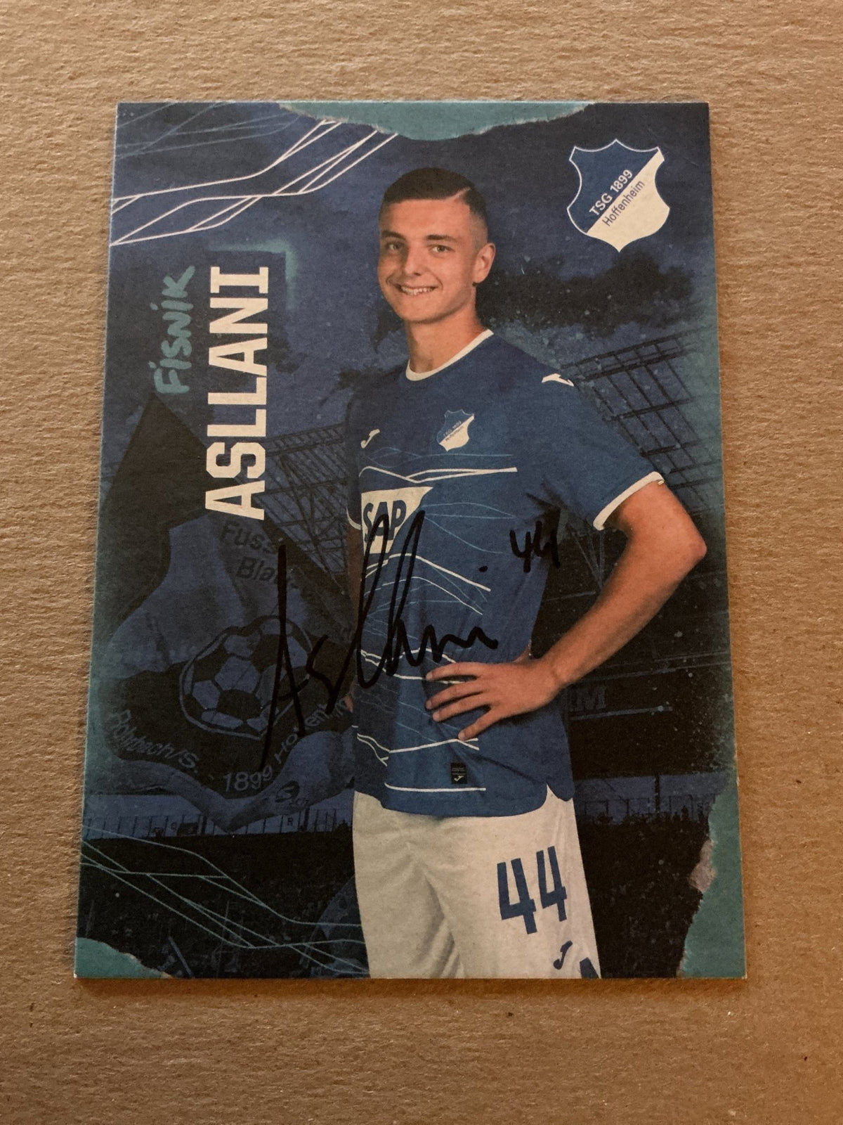 Fisnik Asllani, Kosovo 🇽🇰 TSG 1899 Hoffenheim 2022/23 hand signed - Autographs-World