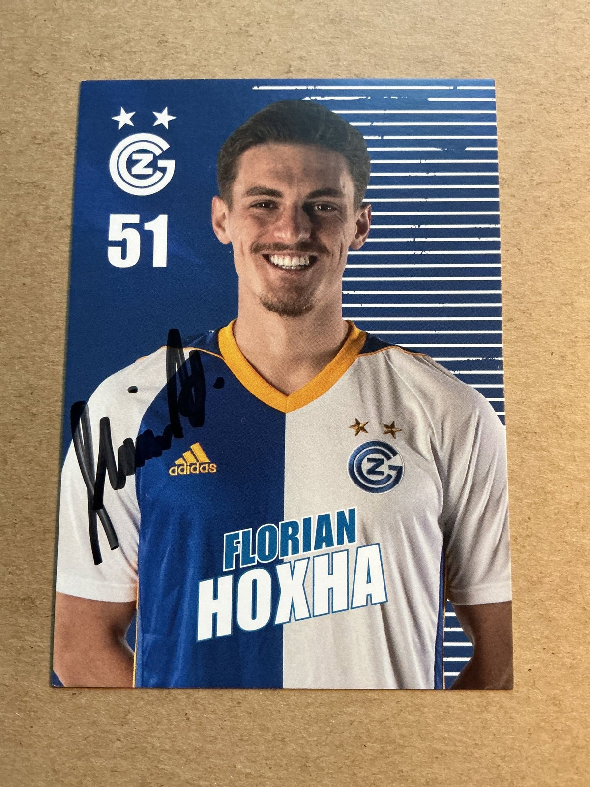Florian Hoxha, Kosovo 🇽🇰 Grasshopper Club Zürich 2021/22 hand signed - Autographs-World
