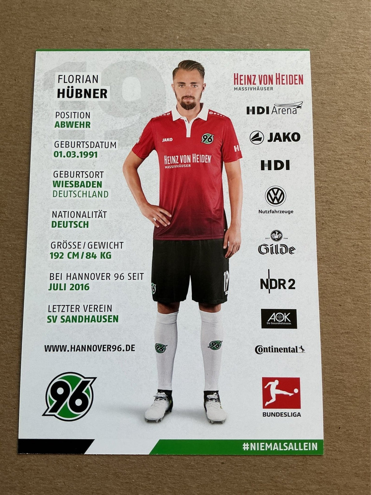 Florian Hübner, Germany 🇩🇪 Hannover 96 2017/18 hand signed - Autographs-World