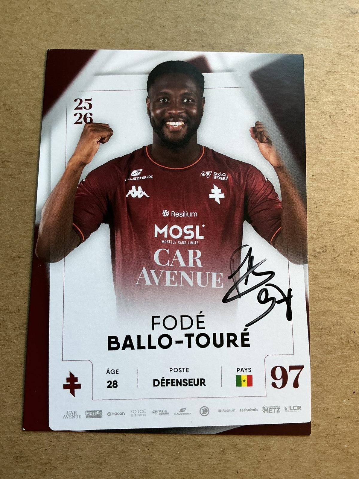 Fodé Ballo-Touré, Senegal 🇸🇳 FC Metz 2025/26 hand signed - Autographs-World