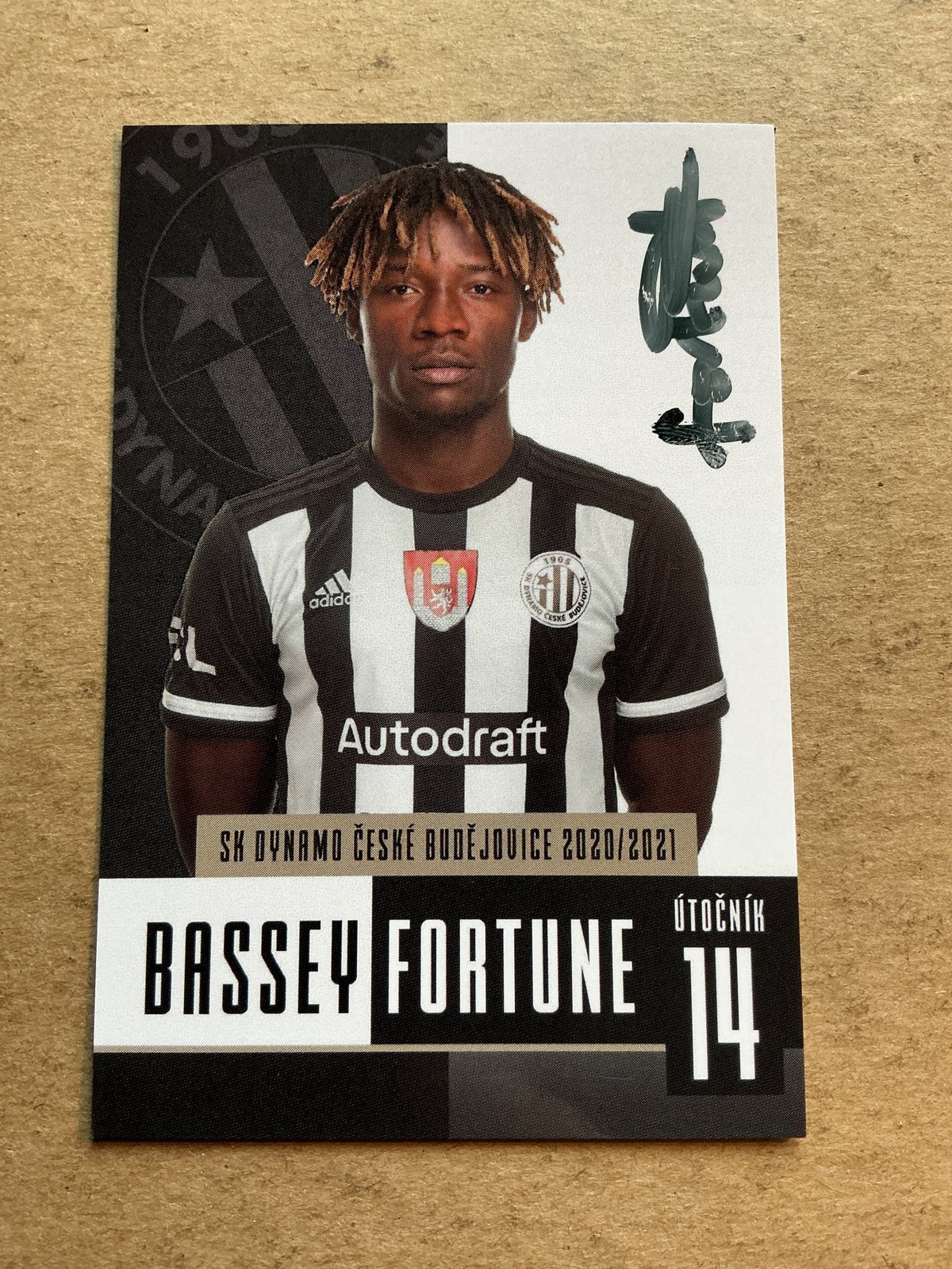 Fortune Bassey, Nigeria 🇳🇬 SK Dynamo České Budějovice 2020/21 hand signed - Autographs-World