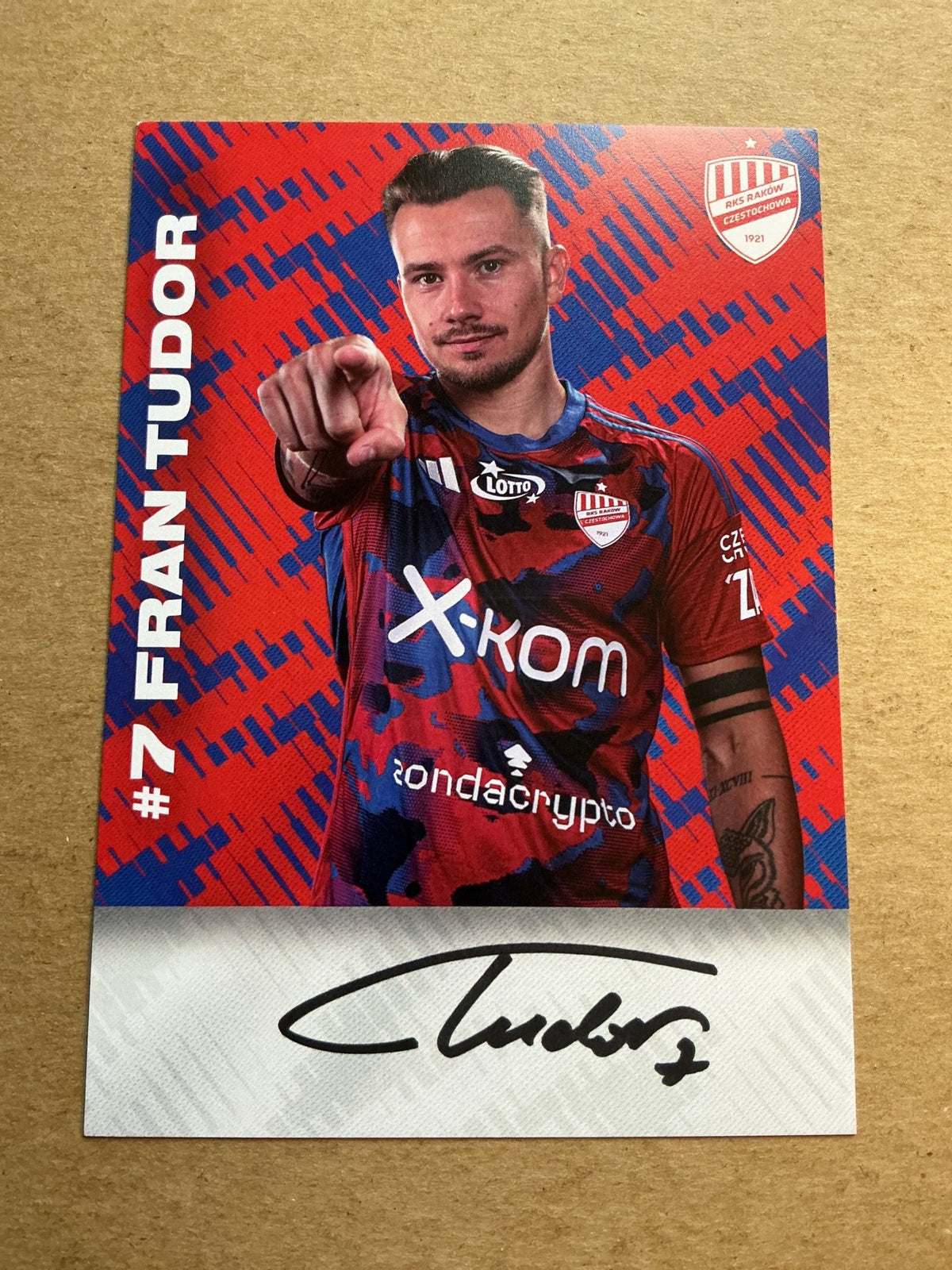 Fran Tudor, Croatia 🇭🇷 Raków Częstochowa 2023/24 hand signed - Autographs-World