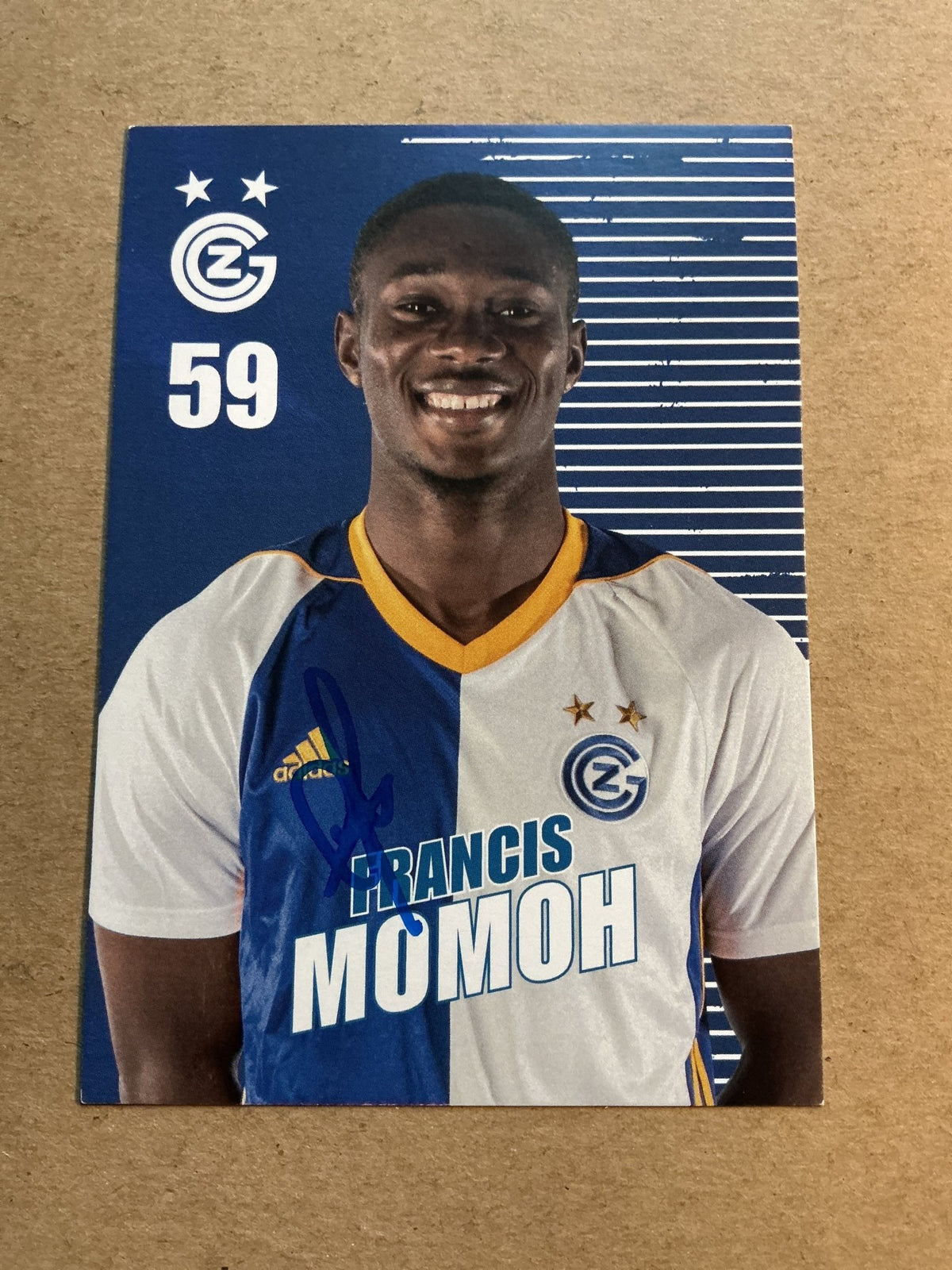 Francis Momoh, Nigeria 🇳🇬 Grasshopper Club Zürich 2021/22 hand signed - Autographs-World