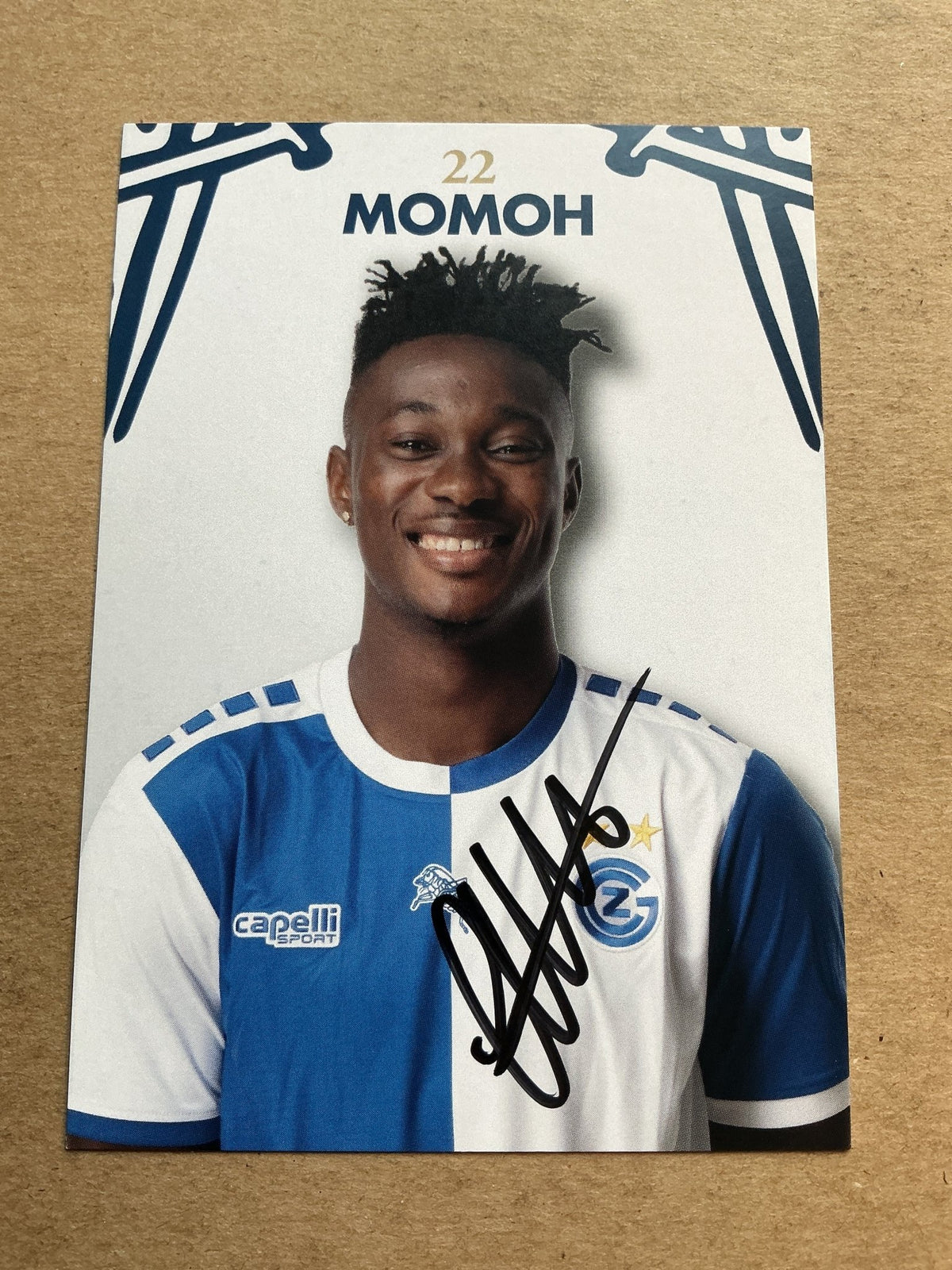 Francis Momoh, Nigeria 🇳🇬 Grasshopper Club Zürich 2023/24 hand signed - Autographs-World