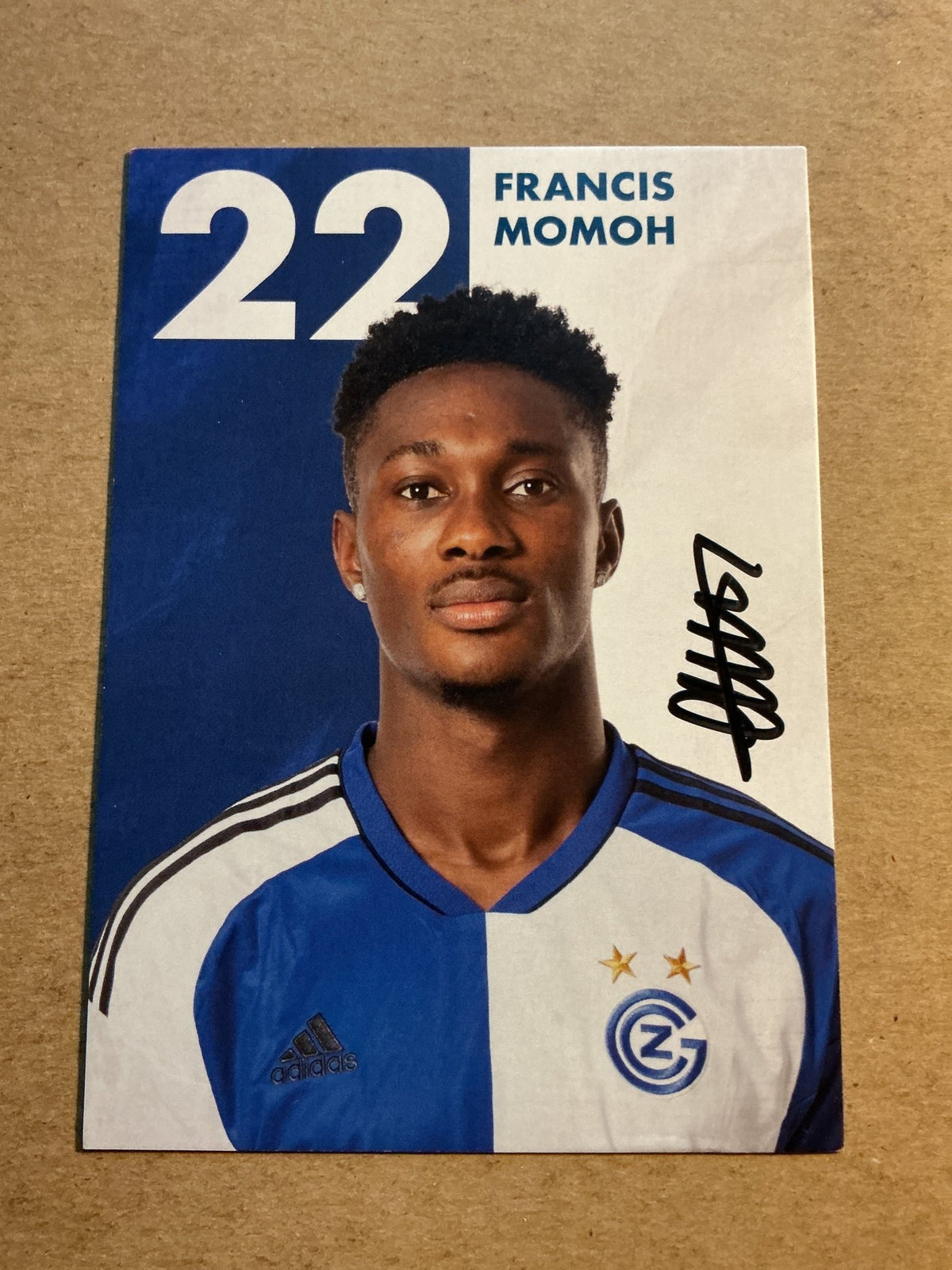 Francis Momoh, Nigeria 🇳🇬 Grasshopper Zürich 2022/23 hand signed - Autographs-World