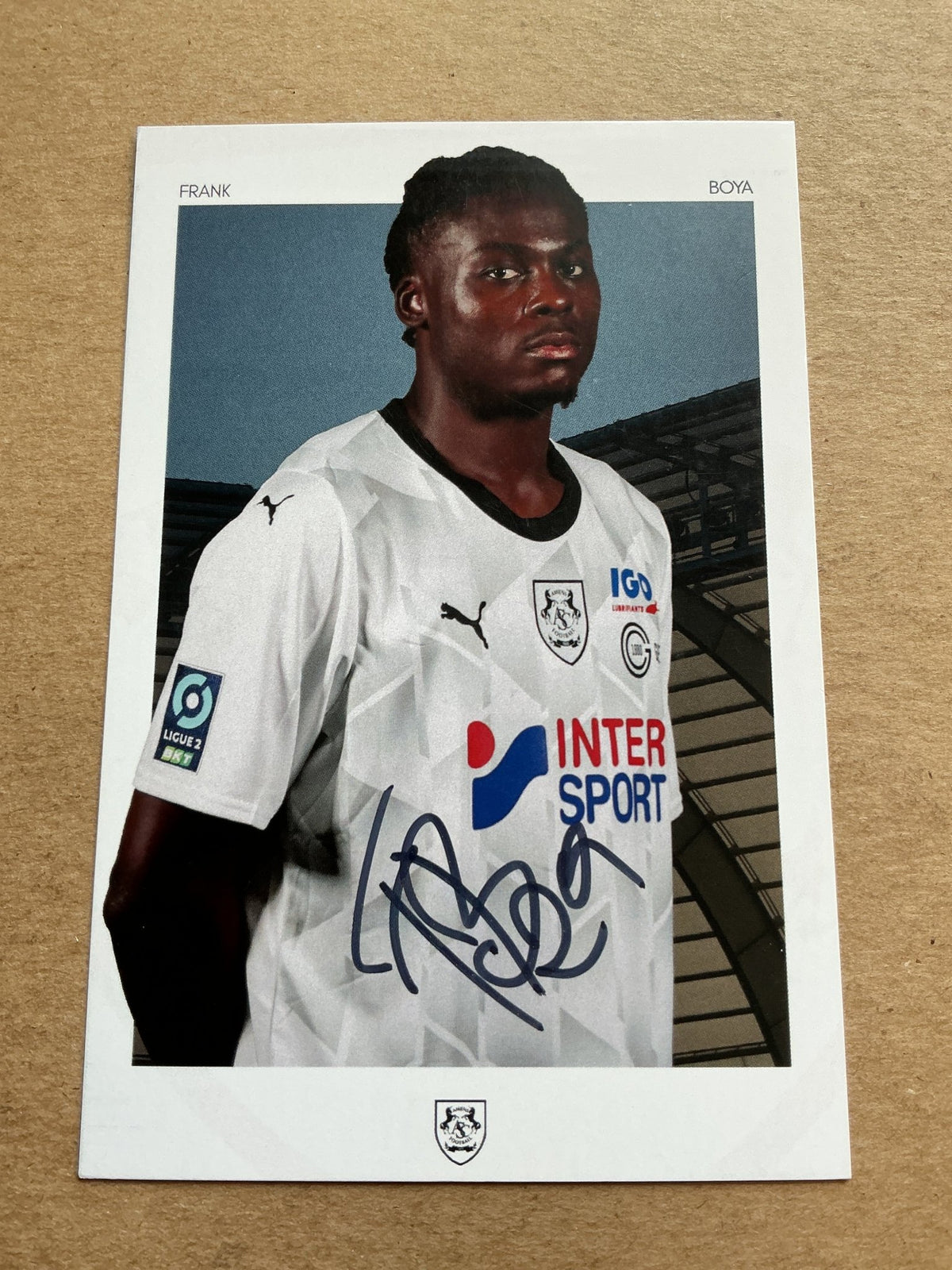 Frank Boya, Cameroon 🇨🇲 Amiens SC 2023/24 hand signed - Autographs-World