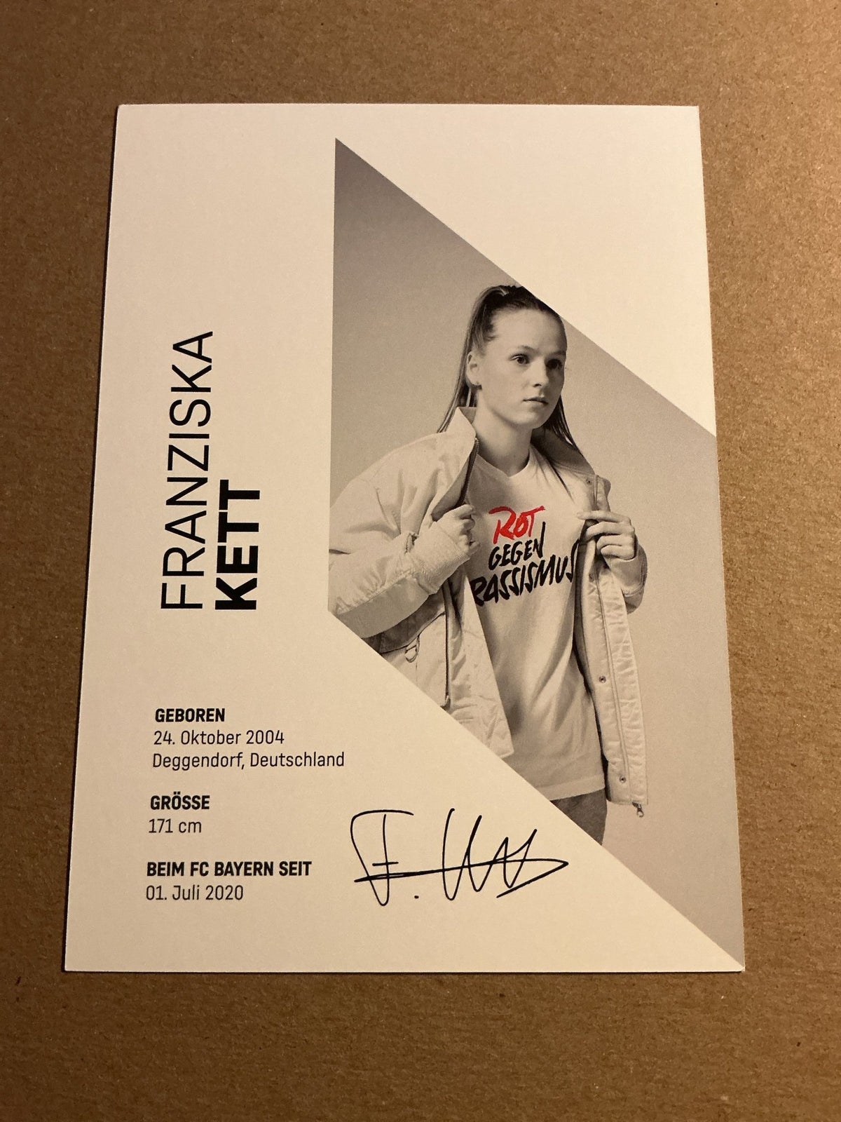 Franziska Kett, Germany 🇩🇪 FC Bayern München 2023/24 hand signed - Autographs-World