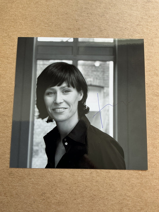 Freya Van den Bossche, Belgium 🇧🇪 Minister of Finance hand signed - Autographs-World