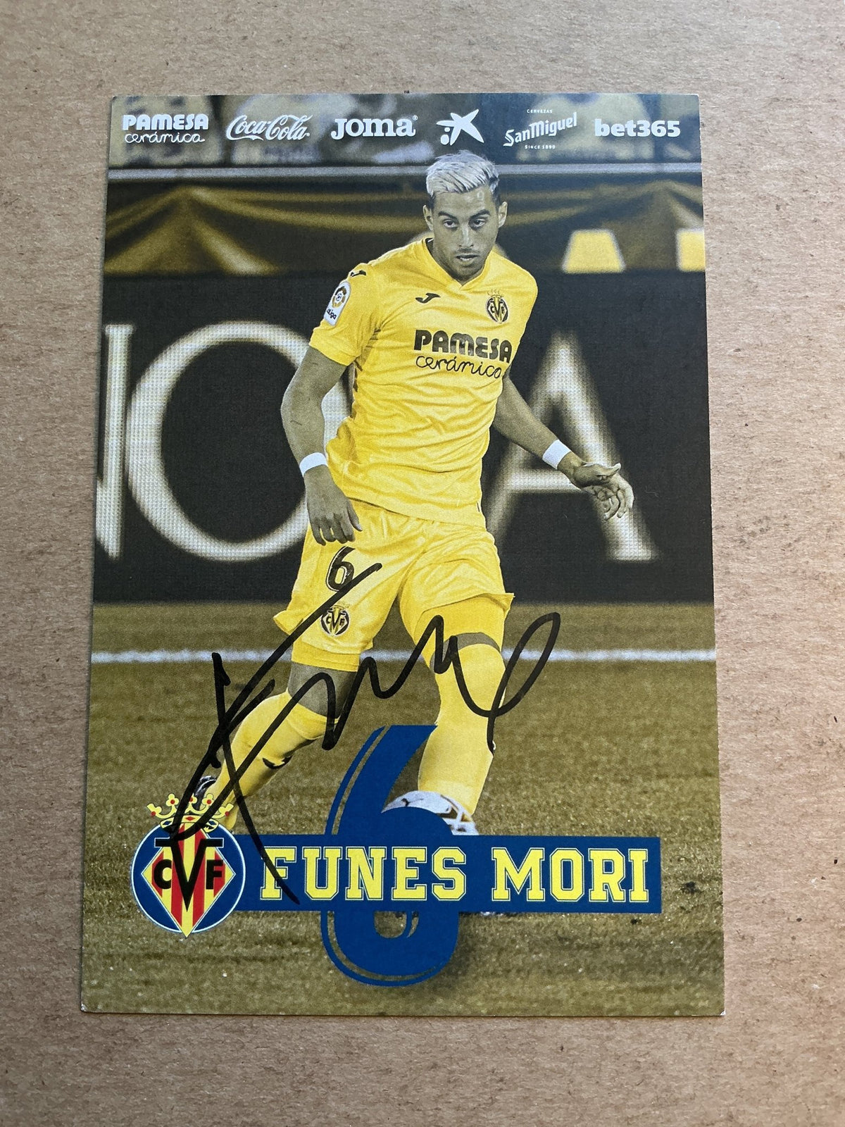 Funes Mori, Argentina 🇦🇷 Villarreal CF 2020/21 hand signed - Autographs-World