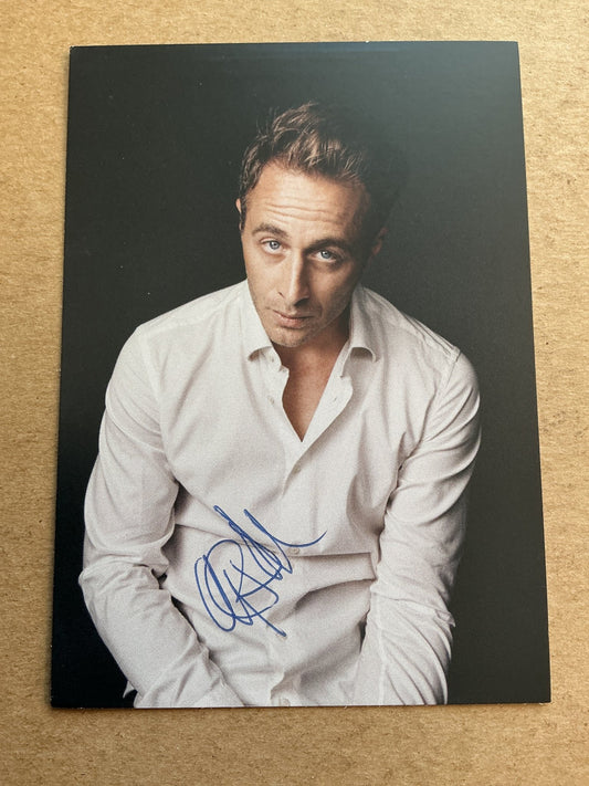 Gabriel Raab, Germany 🇩🇪 Actor 2025 hand signed - Autographs-World
