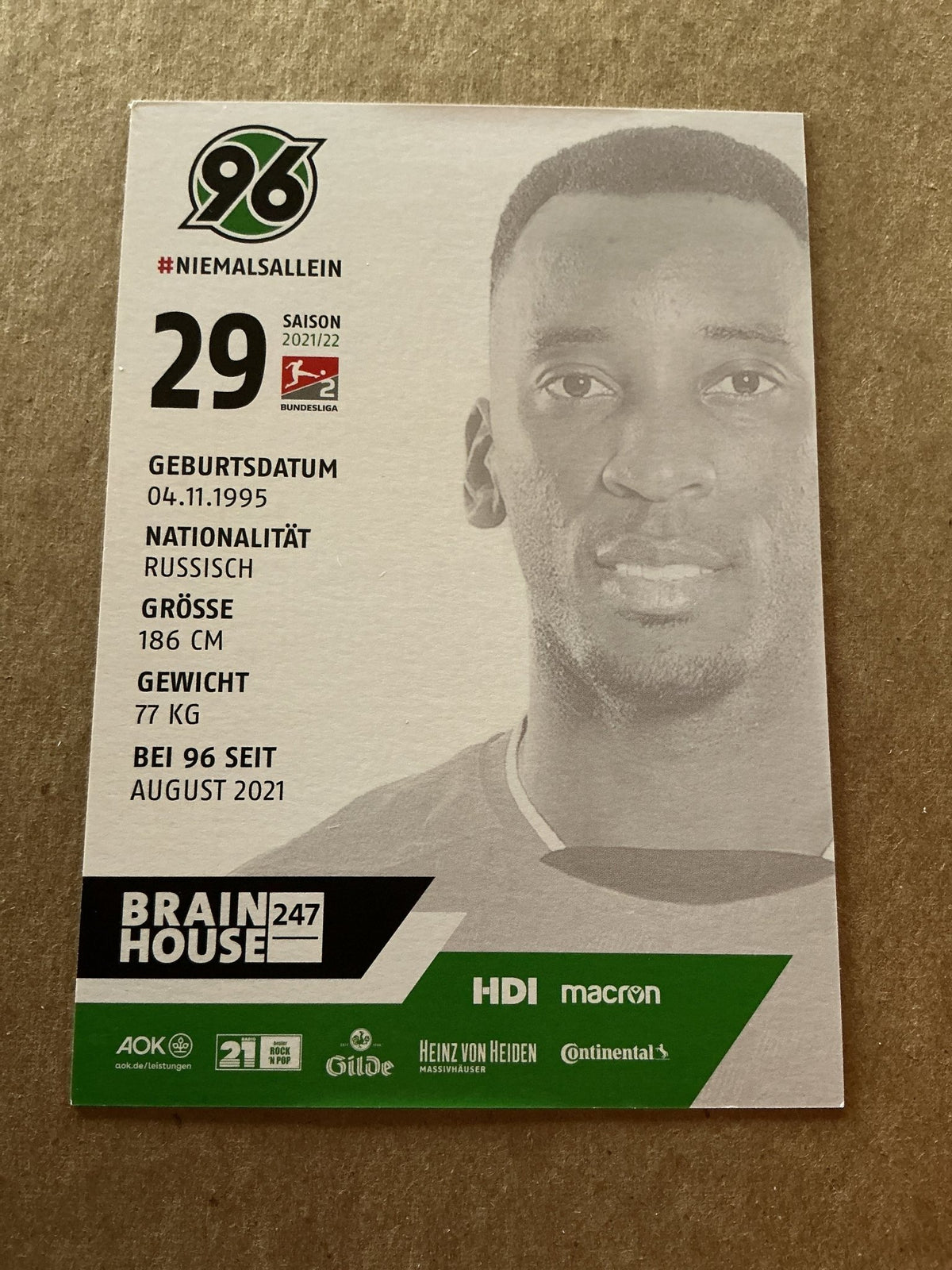 Gaël Ondoua, Russia 🇷🇺 Hannover 96 2021/22 hand signed - Autographs-World