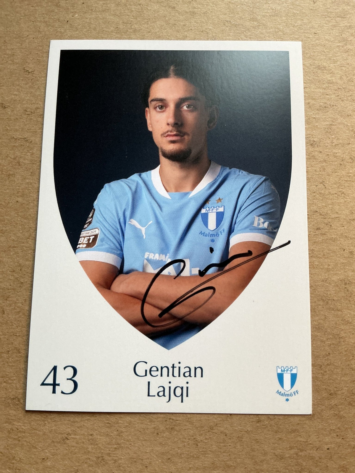Gentian Lajqi, Sweden 🇸🇪 Malmö FF 2025/26 hand signed - Autographs-World