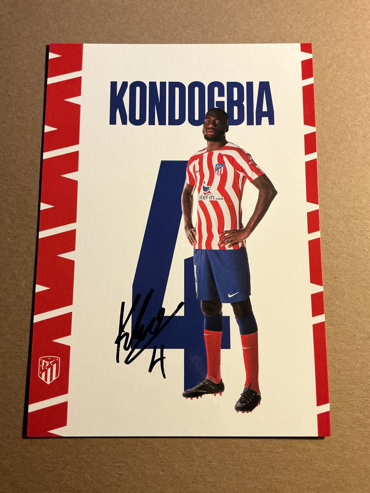 Geoffrey Kondogbia, Central African Republic 🇨🇫 Atletico Madrid 2022/23 hand signed - Autographs-World