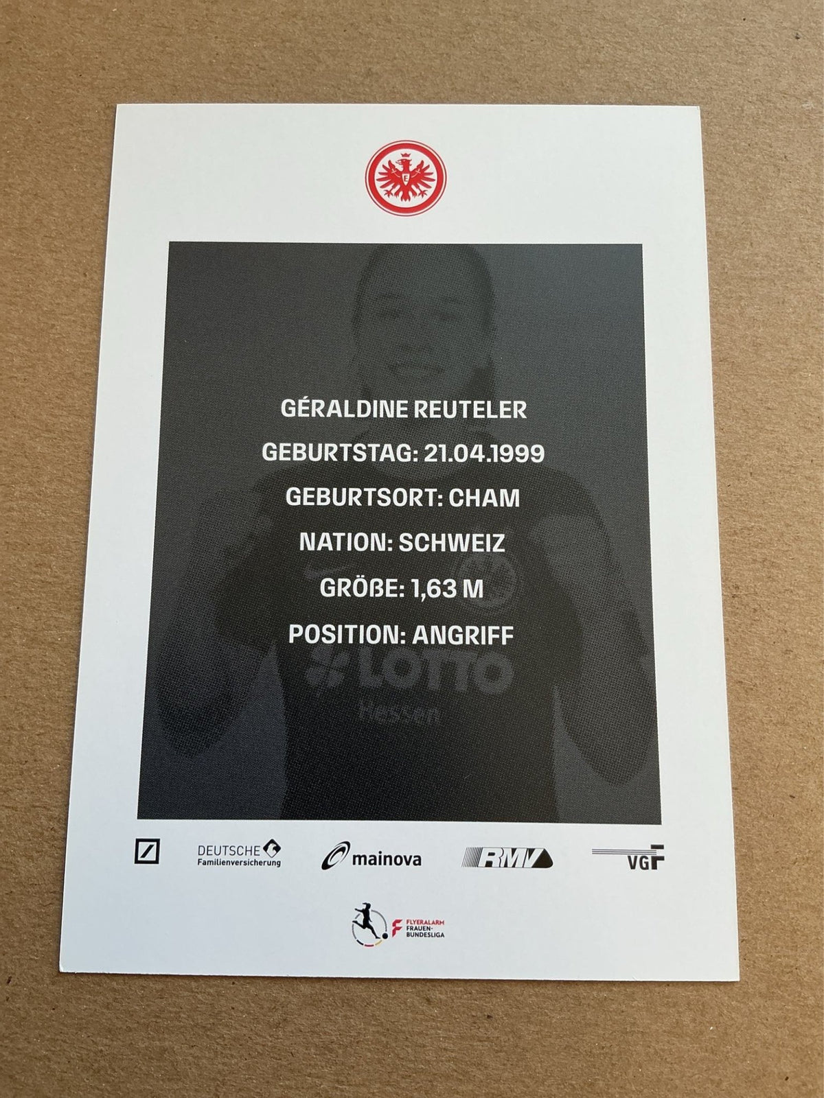 Géraldine Reuteler, Switzerland 🇨🇭 Eintracht Frankfurt 2021/22 hand signed - Autographs-World