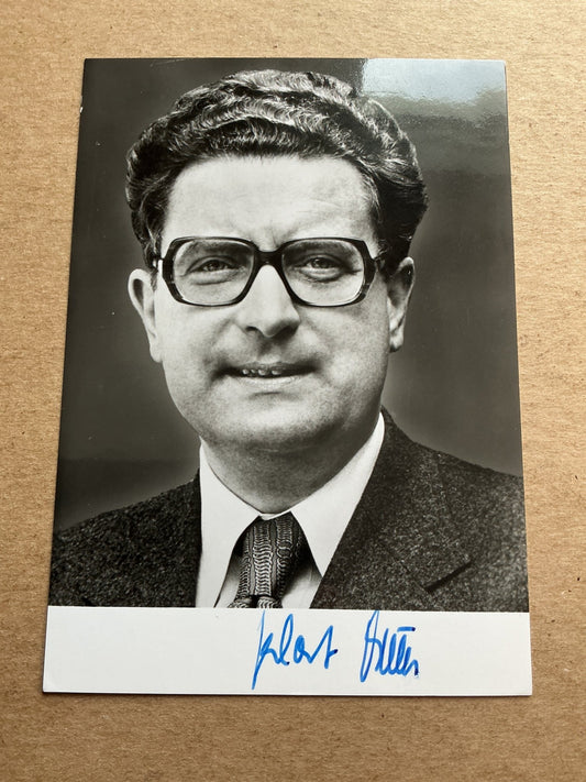 Gerhart Baum, Germany 🇩🇪 Minister of Interior Politics hand signed - Autographs-World