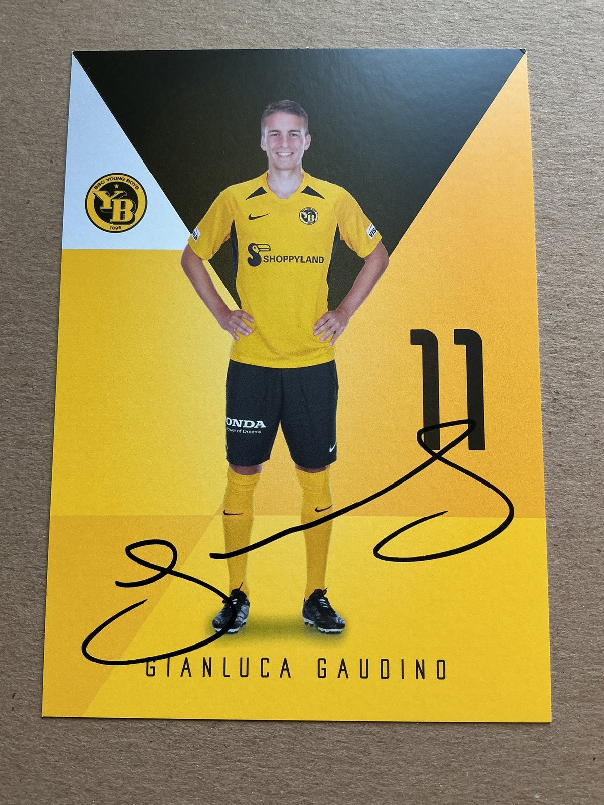 Gianluca Gaudino, Germany 🇩🇪 Young Boys Bern 2019/20 hand signed - Autographs-World