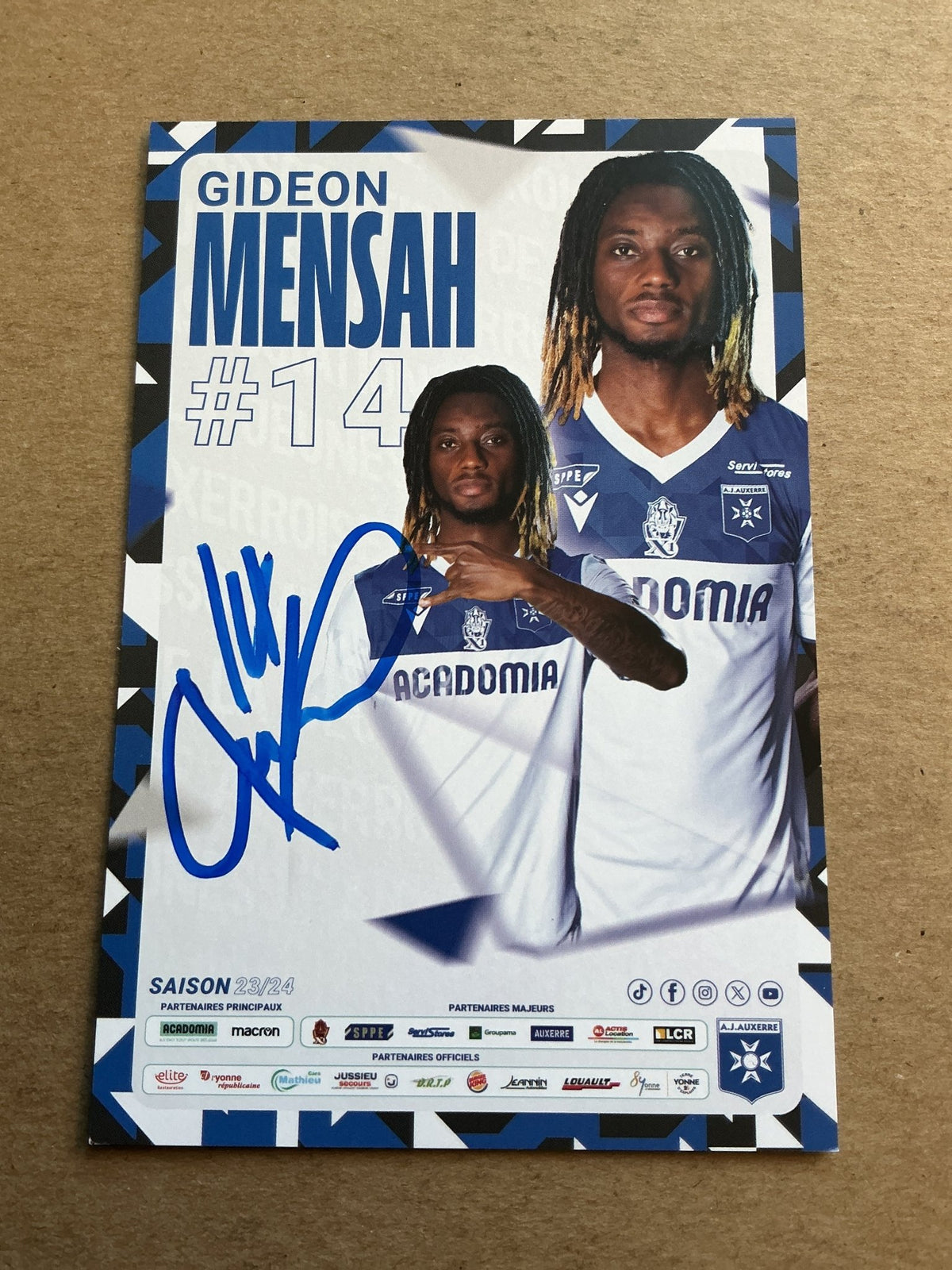 Gideon Mensah, Ghana 🇬🇭 AJ Auxerre 2023/24 hand signed - Autographs-World