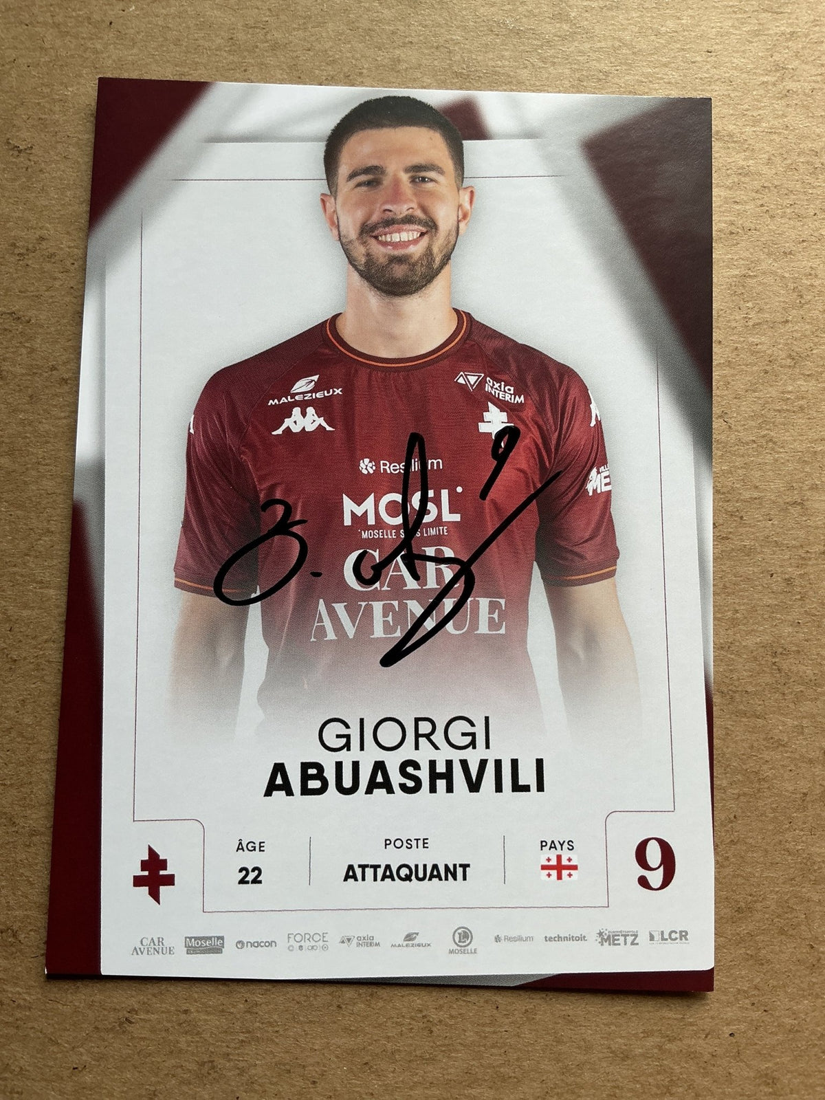 Giorgi Abuashvili, Georgia 🇬🇪 FC Metz 2025/26 hand signed - Autographs-World