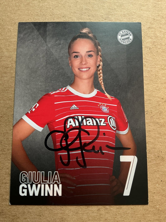 Giulia Gwinn, Germany 🇩🇪 FC Bayern München 2022/23 hand signed - Autographs-World