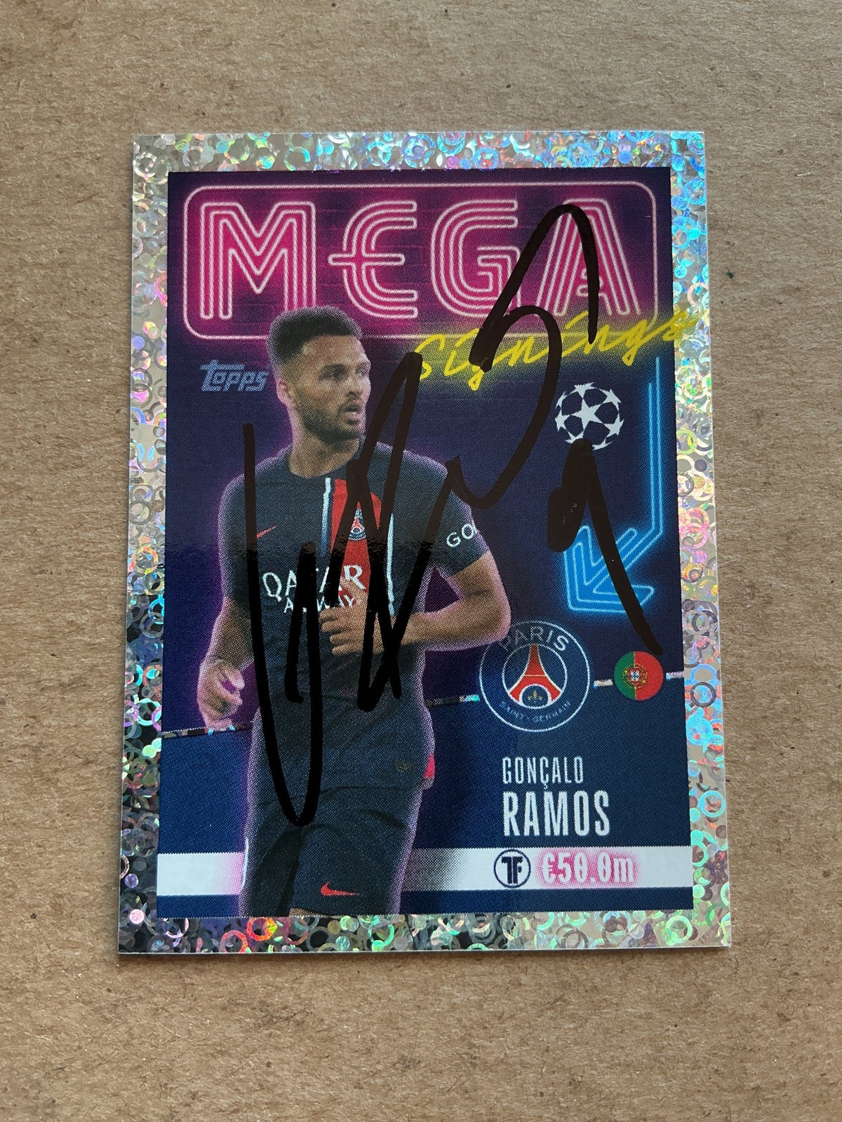 Gonçalo Ramos, Portugal 🇵🇹 Paris Saint-Germain 2023/24 Topps hand signed - Autographs-World