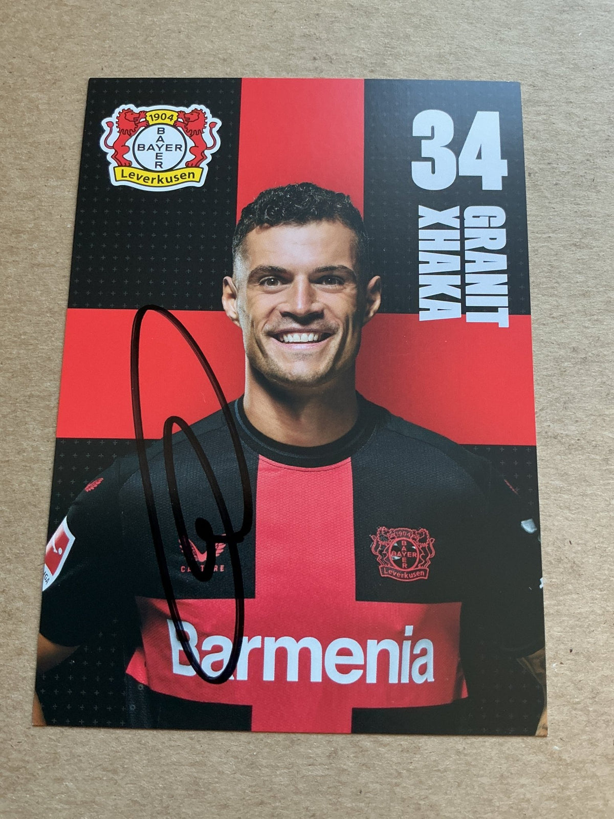 Granit Xhaka, Switzerland 🇨🇭 Bayer 04 Leverkusen 2023/24 hand signed - Autographs-World