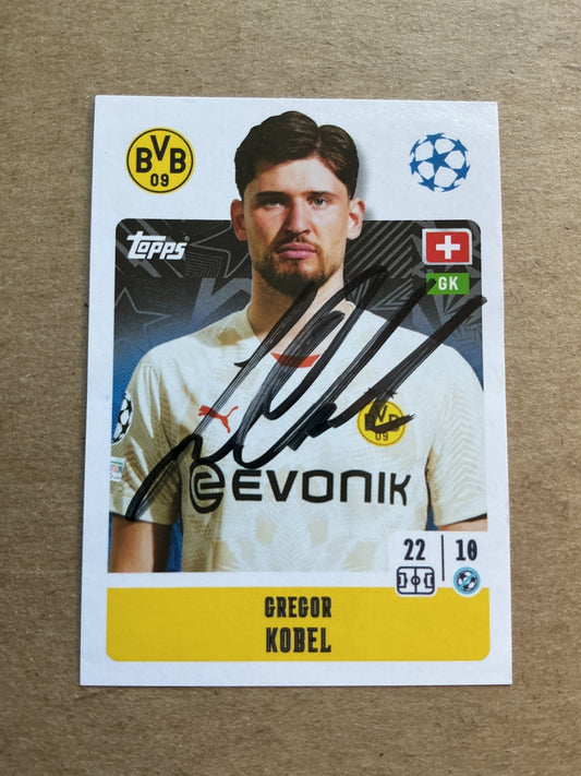 Gregor Kobel, Switzerland 🇨🇭 Borussia Dortmund 2024/25 Topps hand signed - Autographs-World