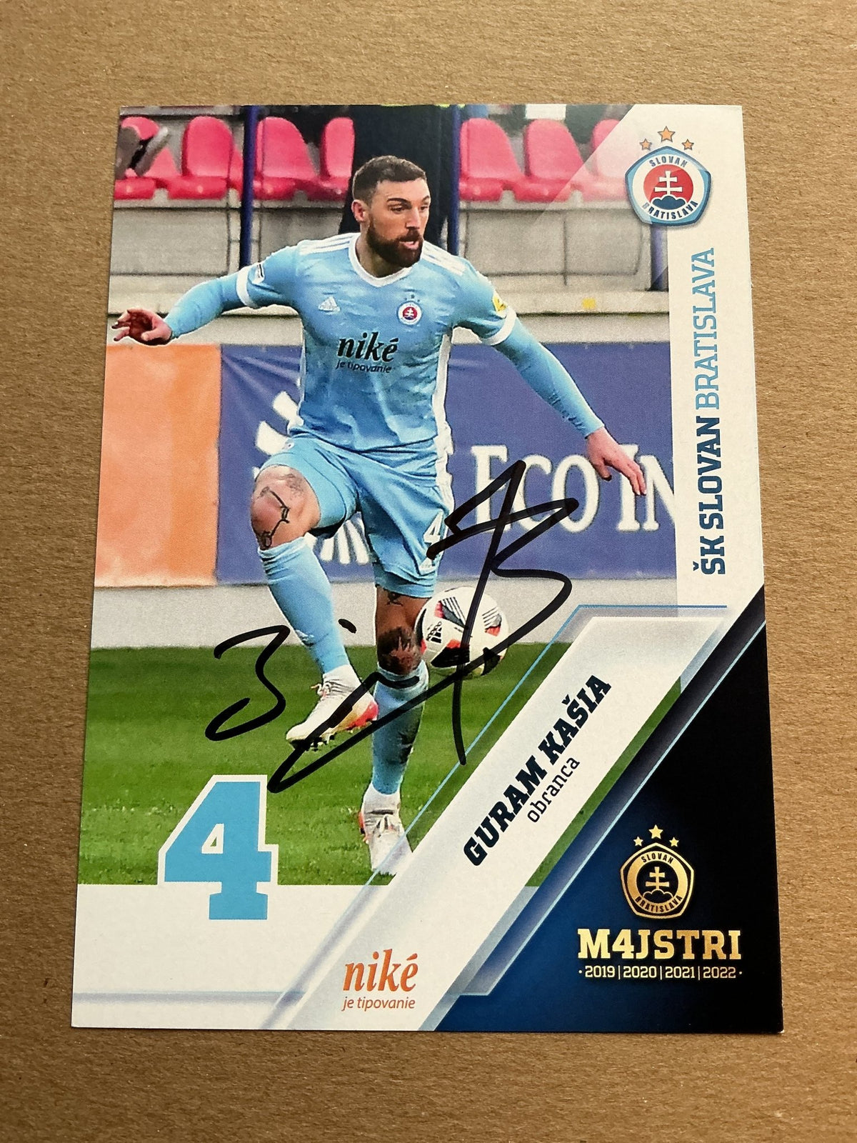 Guram Kašia, Georgia 🇬🇪 ŠK Slovan Bratislava 2022/23 hand signed - Autographs-World