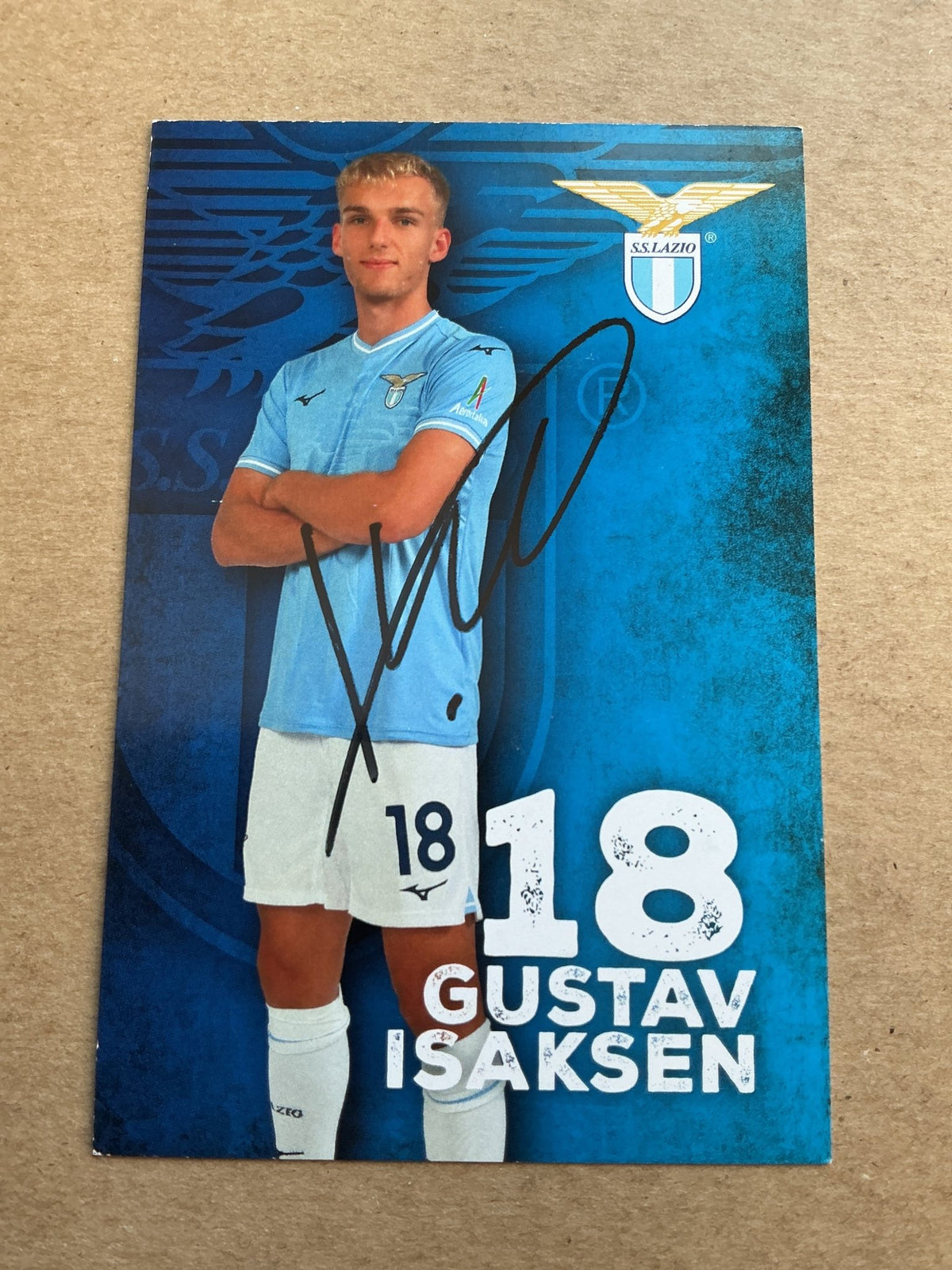 Gustav Isaksen, Denmark 🇩🇰 SS Lazio Rom 2023/24 hand signed - Autographs-World