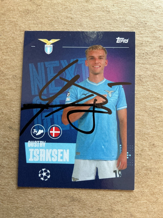 Gustav Isaksen, Denmark 🇩🇰 SS Lazio Rom 2023/24 Topps hand signed - Autographs-World