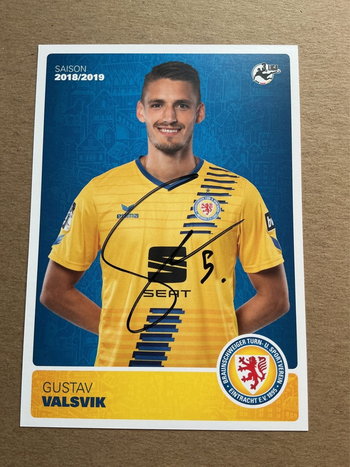 Gustav Valsvik, Norway 🇳🇴 Eintracht Braunschweig 2018/19 hand signed - Autographs-World