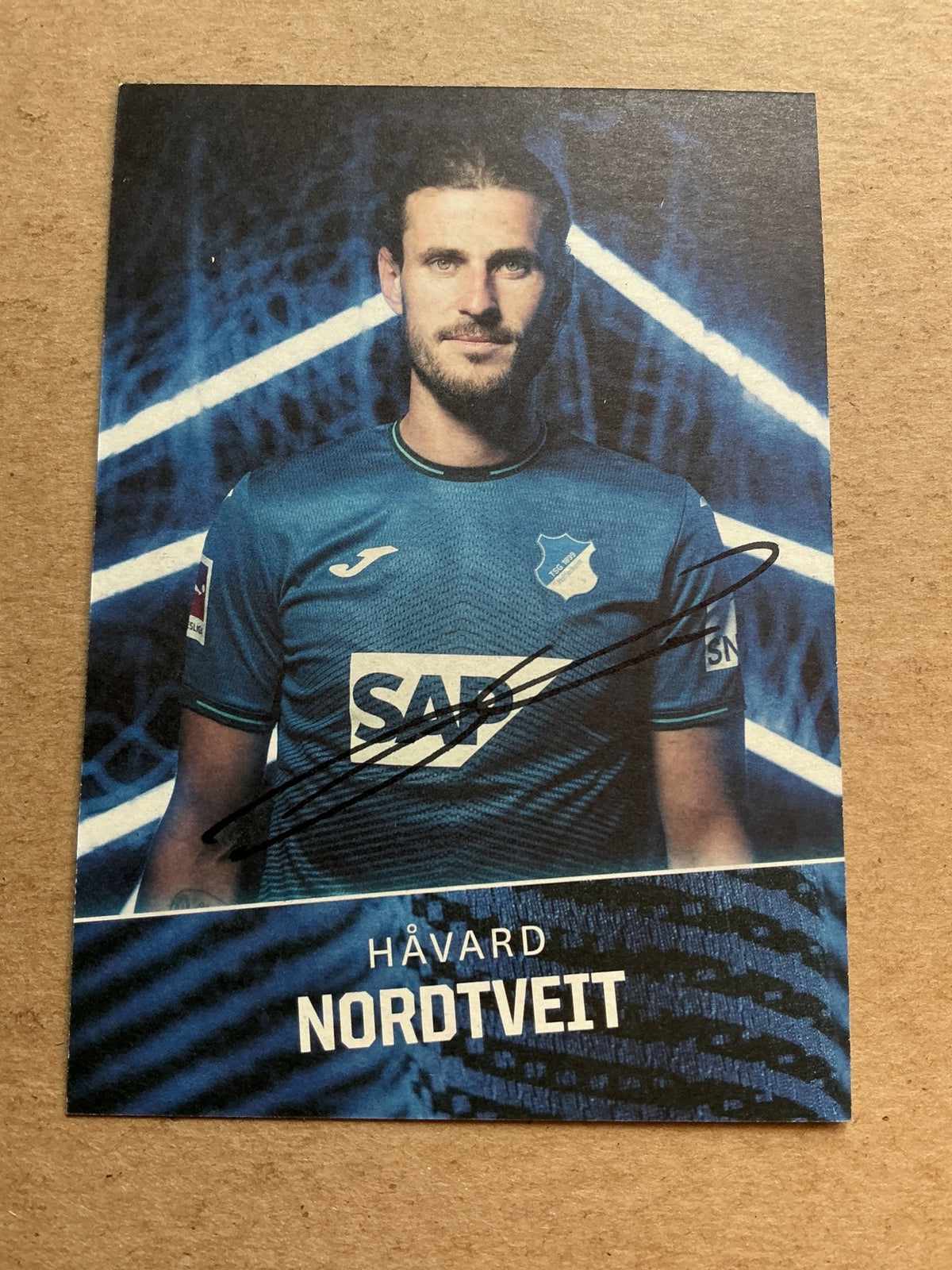 Håvard Nordtveit, Norway 🇳🇴 TSG 1899 Hoffenheim 2021/22 hand signed - Autographs-World