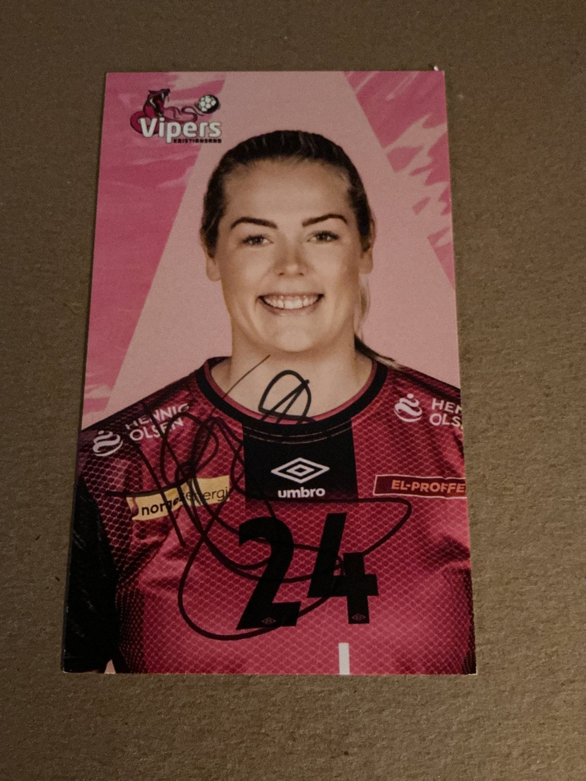 Hanna Yttereng, Norway 🇳🇴 Handball Vipers 2021/22 hand signed - Autographs-World