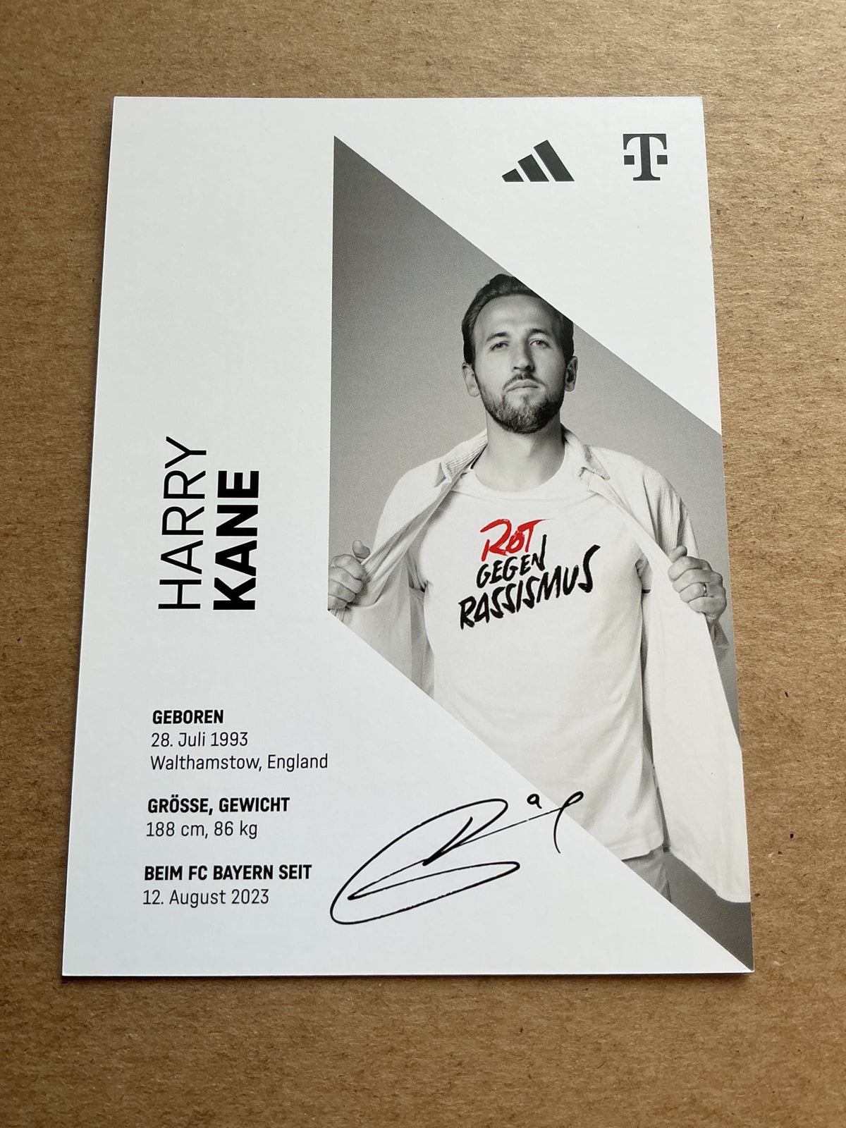 Harry Kane, England 🏴󠁧󠁢󠁥󠁮󠁧󠁿 FC Bayern München 2023/24 hand signed - Autographs-World