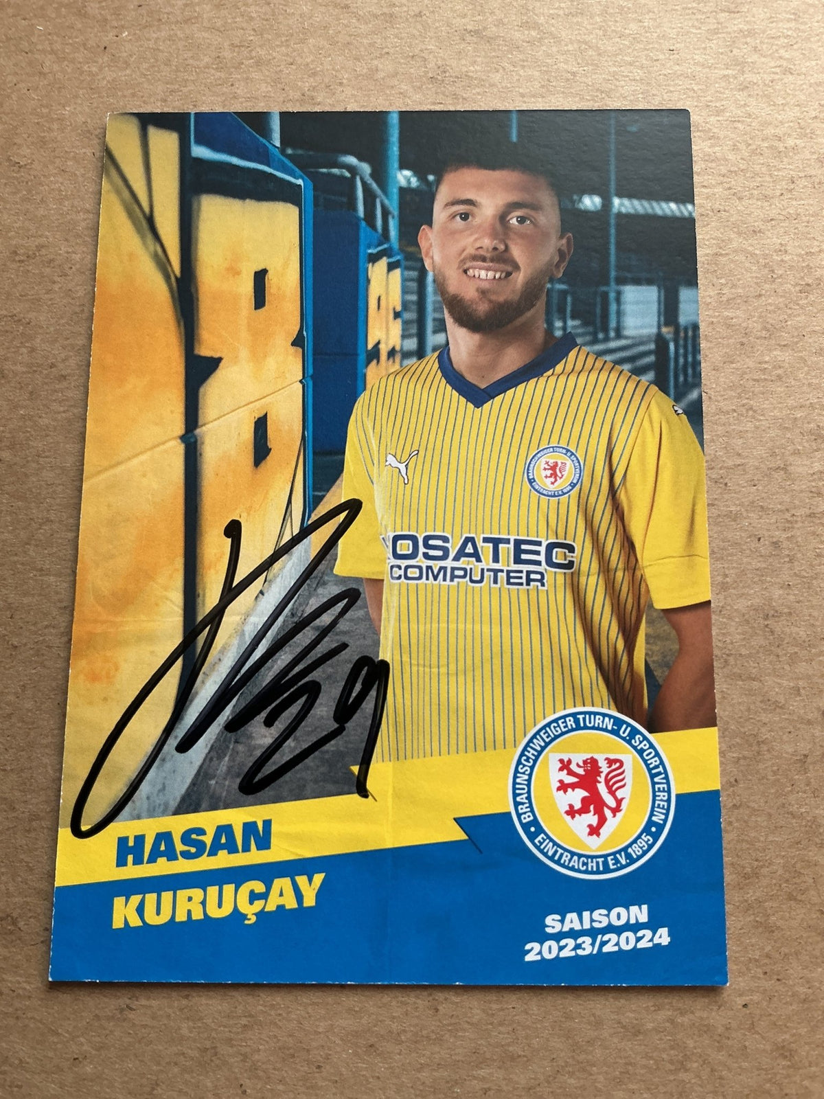 Hasan Kuruçay, Türkiye 🇹🇷 Eintracht Braunschweig 2023/24 hand signed - Autographs-World