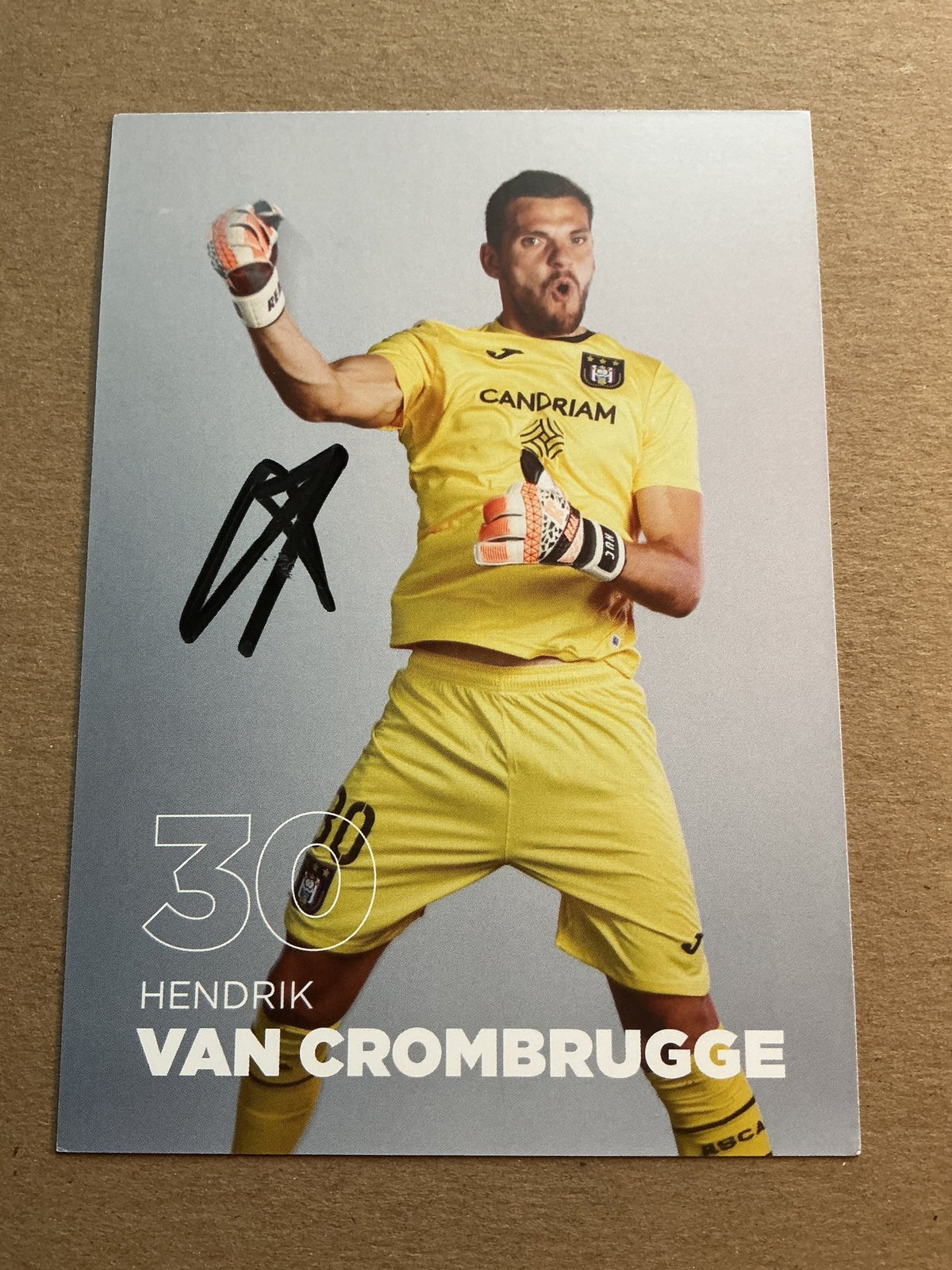 Hendrik Van Crombrugge, Belgium 🇧🇪 RSC Anderlecht 2020/21 hand signed - Autographs-World