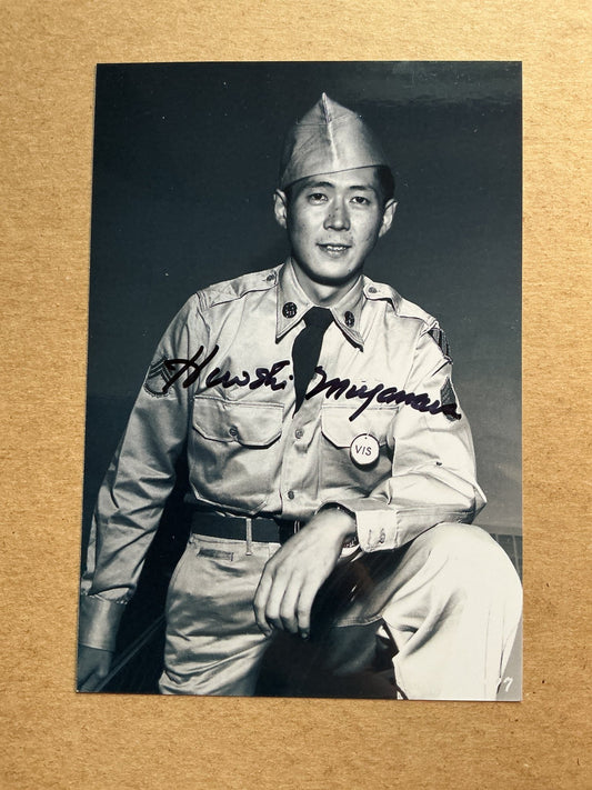 Hiroshi Miyamura, USA 🇺🇸 Korean War Medal of Honor hand signed - Autographs-World