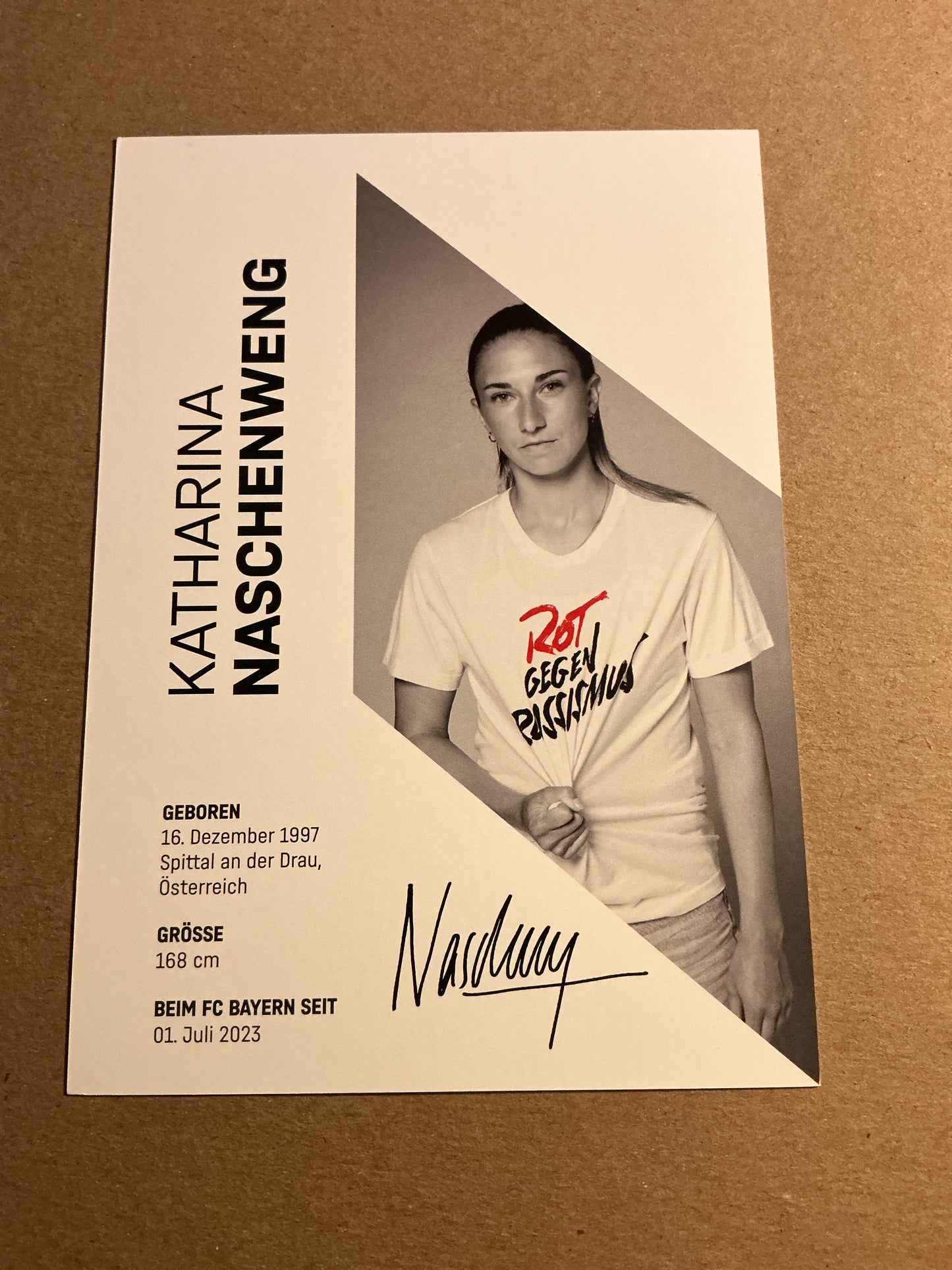 Katharina Naschenweng, Austria 🇦🇹 FC Bayern München 2023/24 hand signed