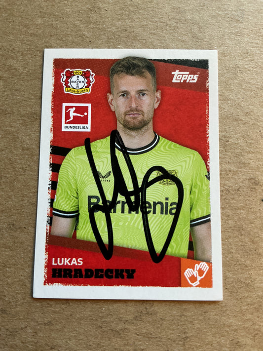 Lukas Hradecky, Finland 🇫🇮 Bayer 04 Leverkusen 2023/24 Topps hand signed